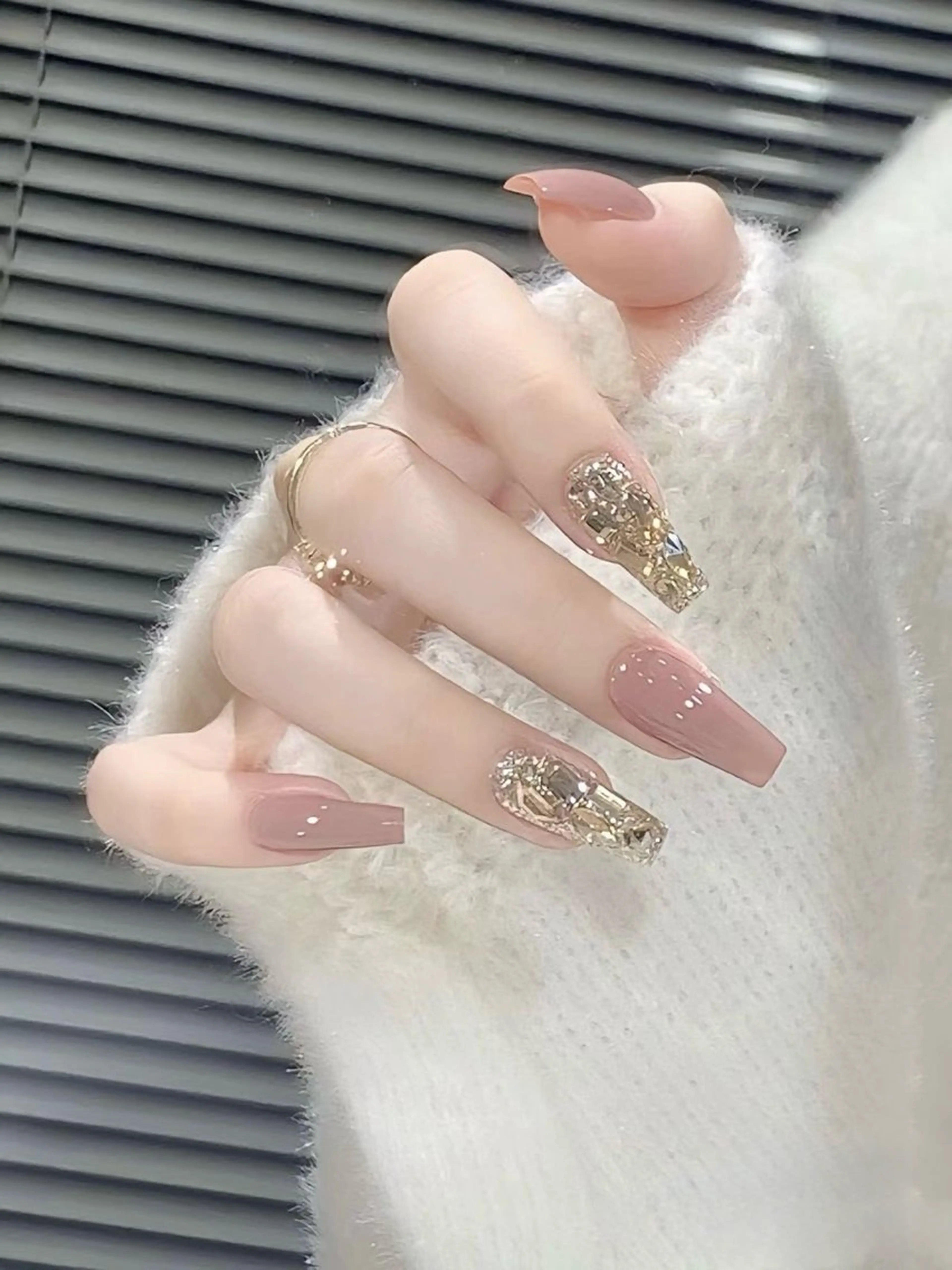 ネイル 長さ出し フレンチネイル グラデーション 卒業式 マグネットネイル ハンドネイル MIHANA NAILのネイルデザイン