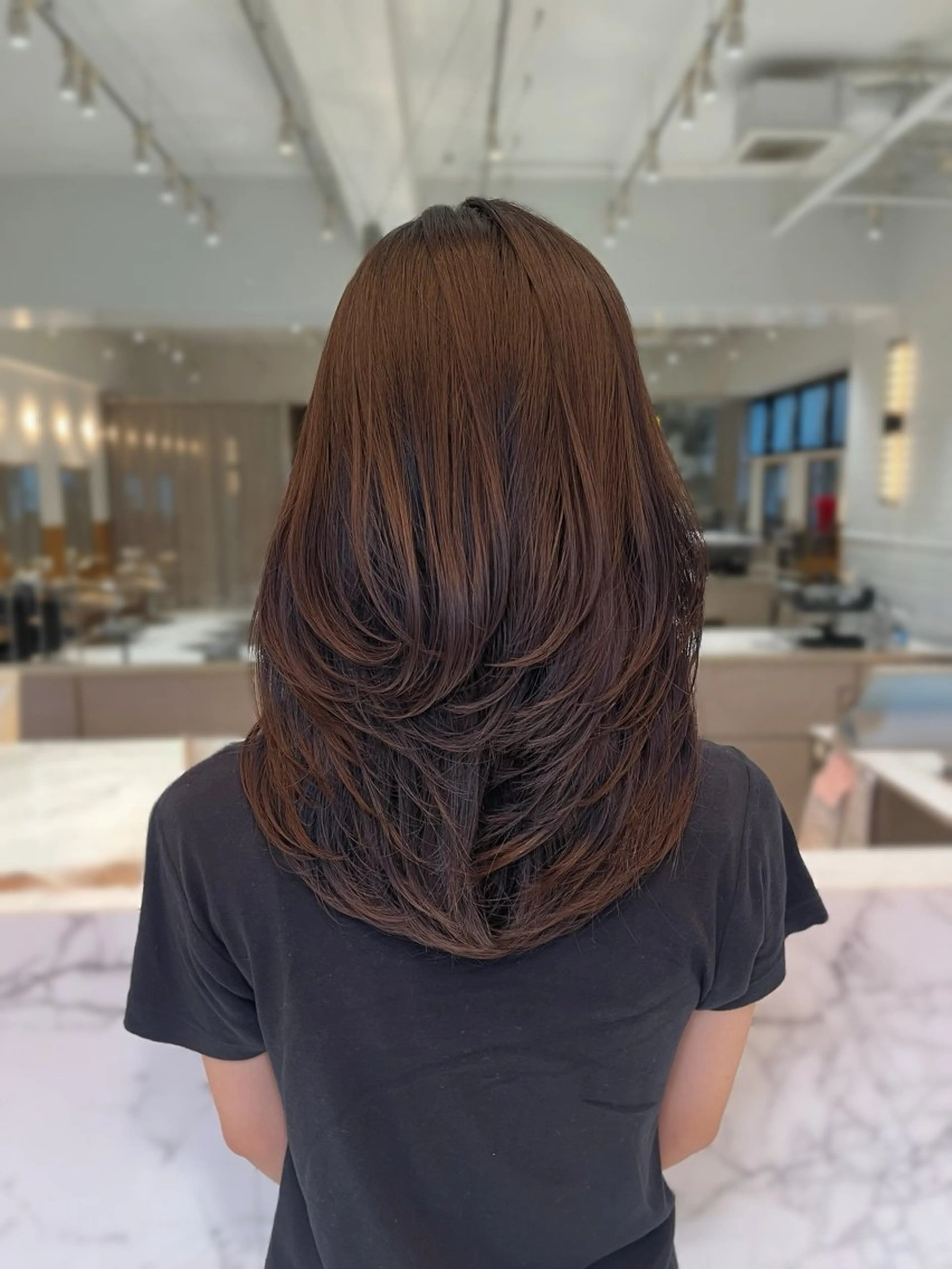 ロング レイヤーカット カット ヘアカラー haruna .のヘアスタイル