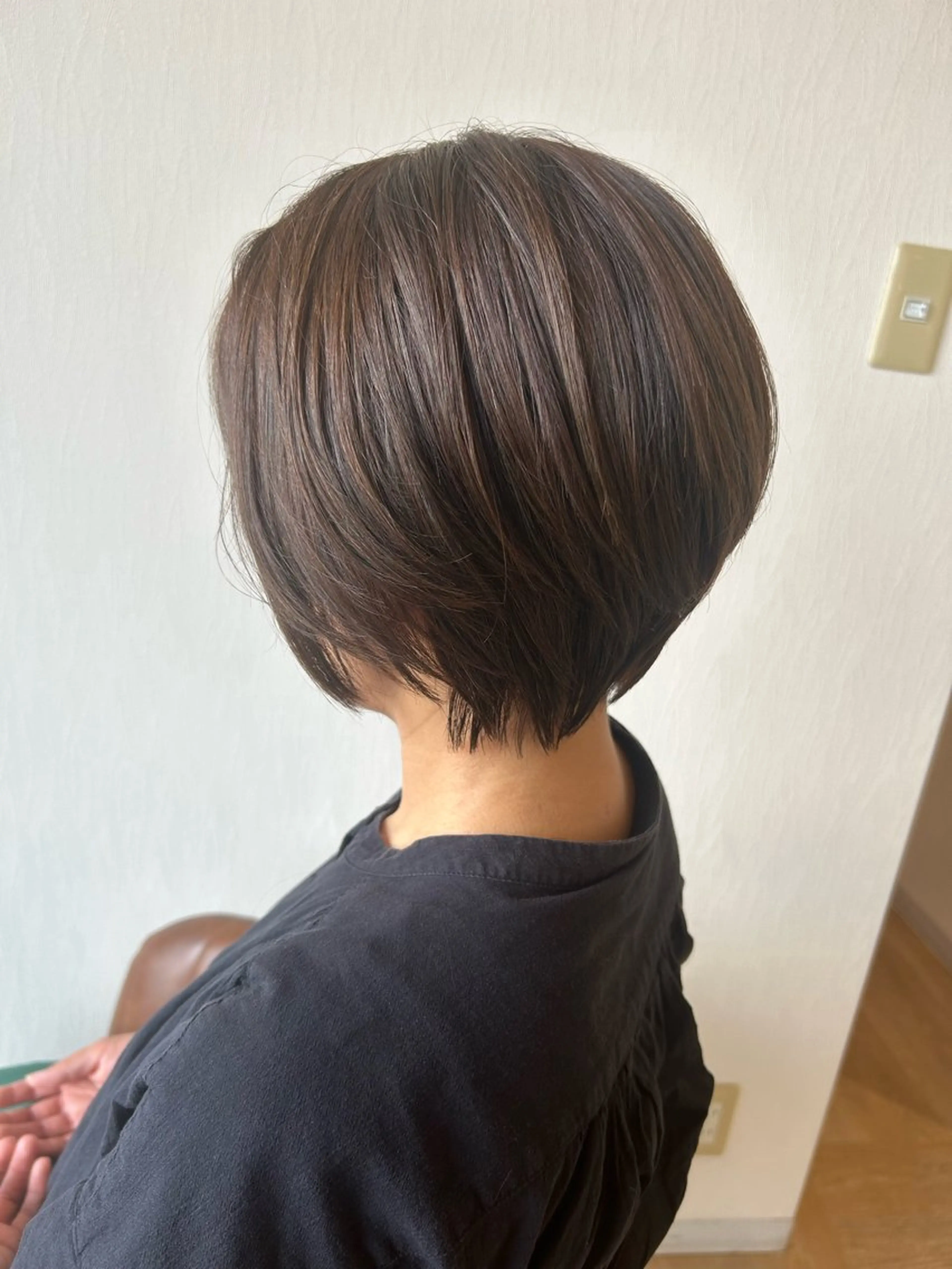 ショート 本郷 豊のヘアスタイル