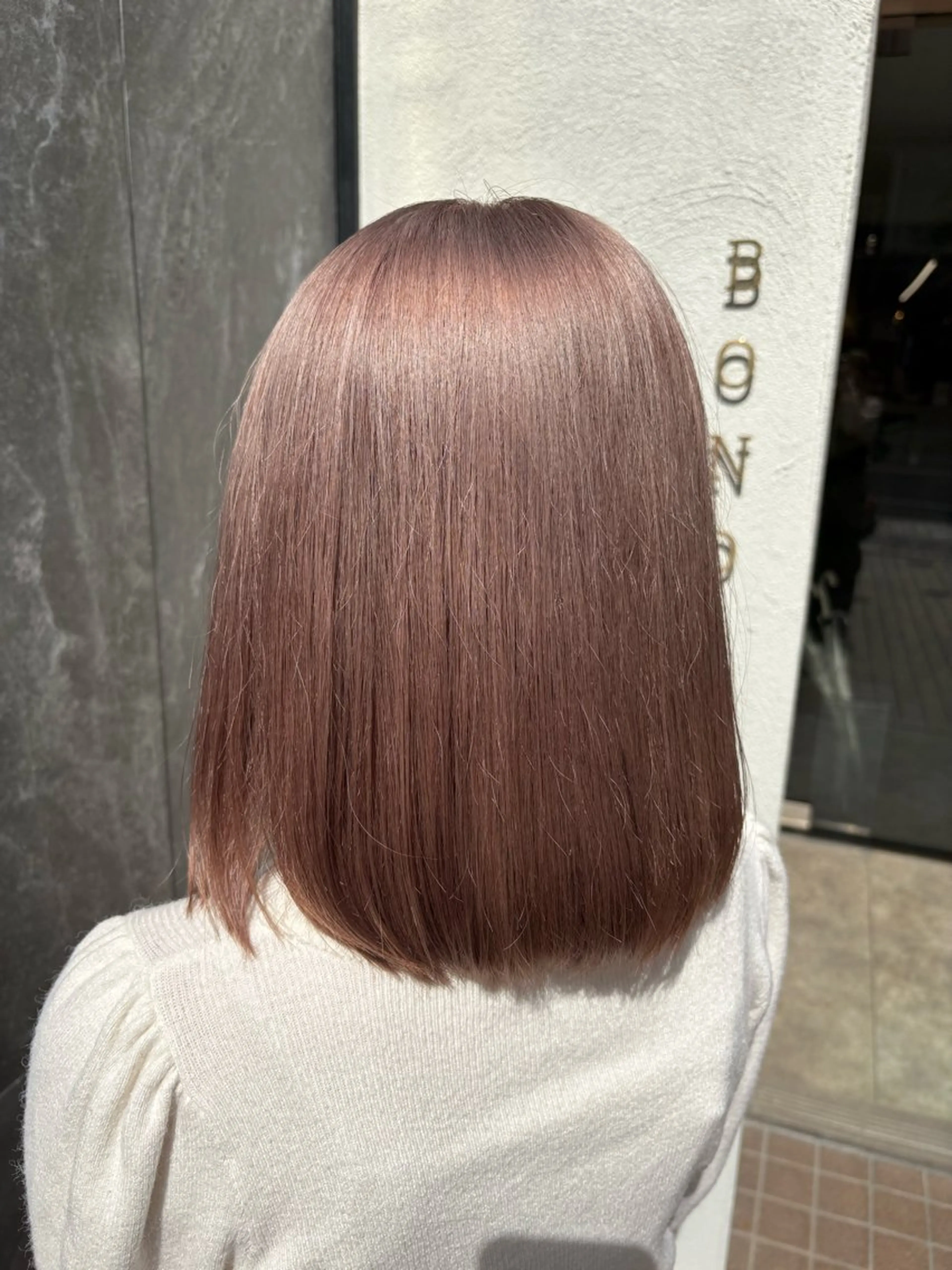 ミディアム カラー ベージュカラー 透明感カラー ピンクカラー ピンクベージュ ヘアカラー 中田 汐梨のヘアスタイル