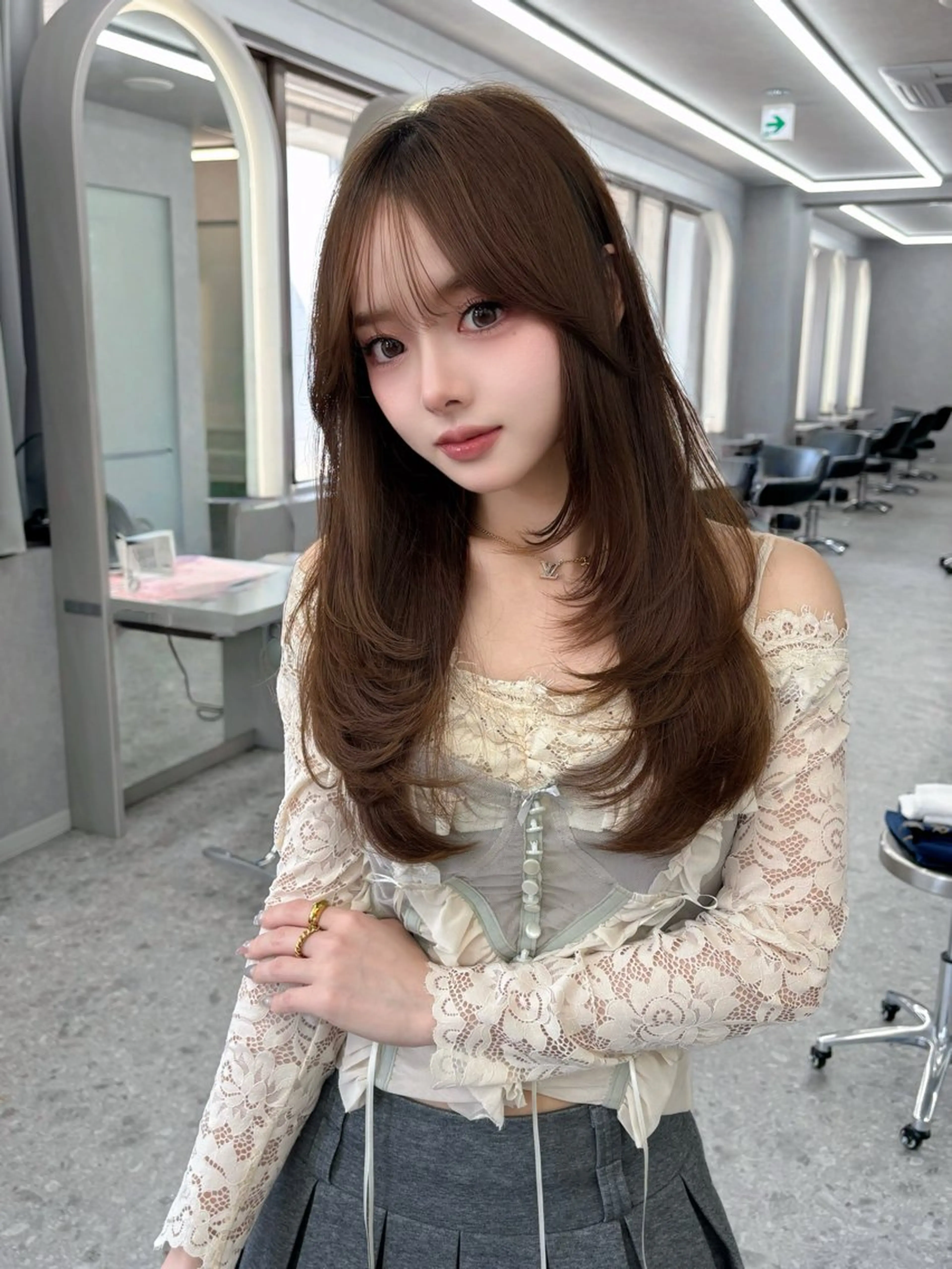 ロング カラー ベージュカラー ブリーチ ダブルカラー ラベンダーカラー ラベンダーベージュ カット ヘアカラー トリートメント 友田 那都のヘアスタイル