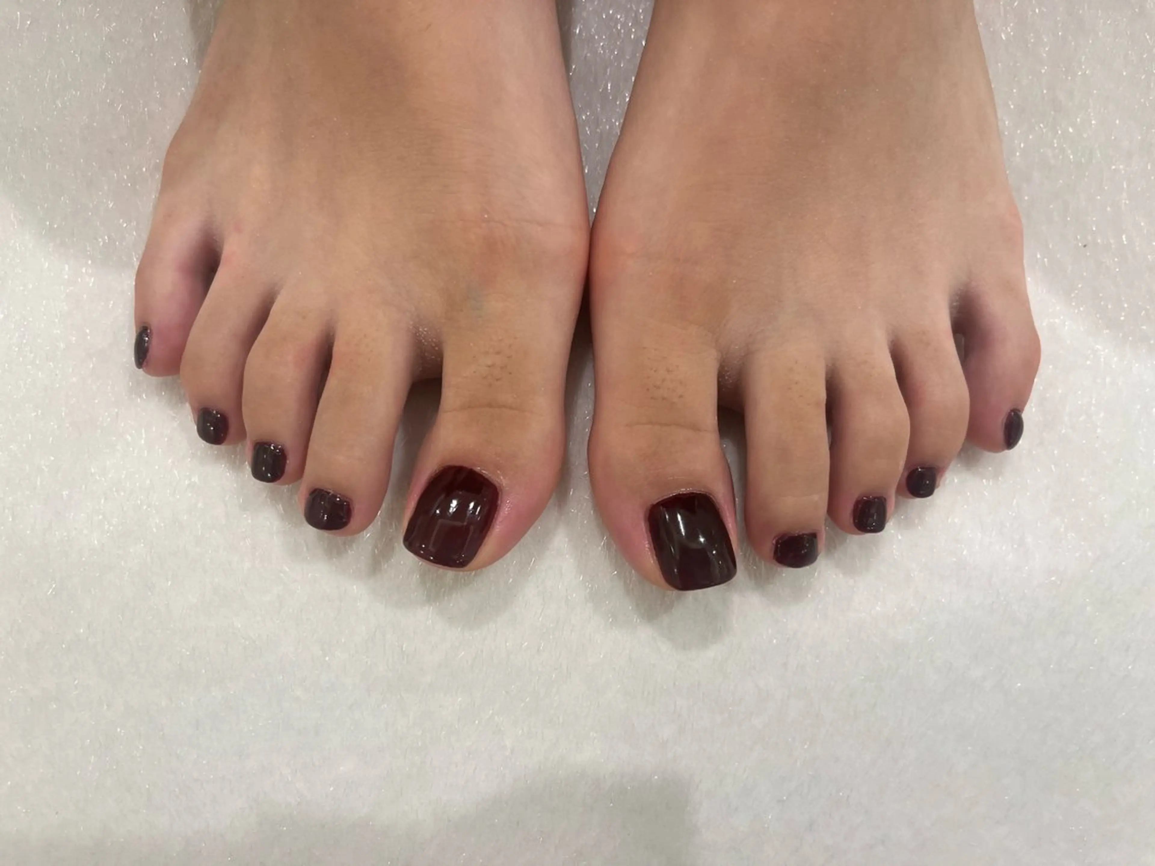 ネイル ボルドー フラッシュネイル フットネイル フレンチネイル ジェルネイル feluce mahoのネイルデザイン