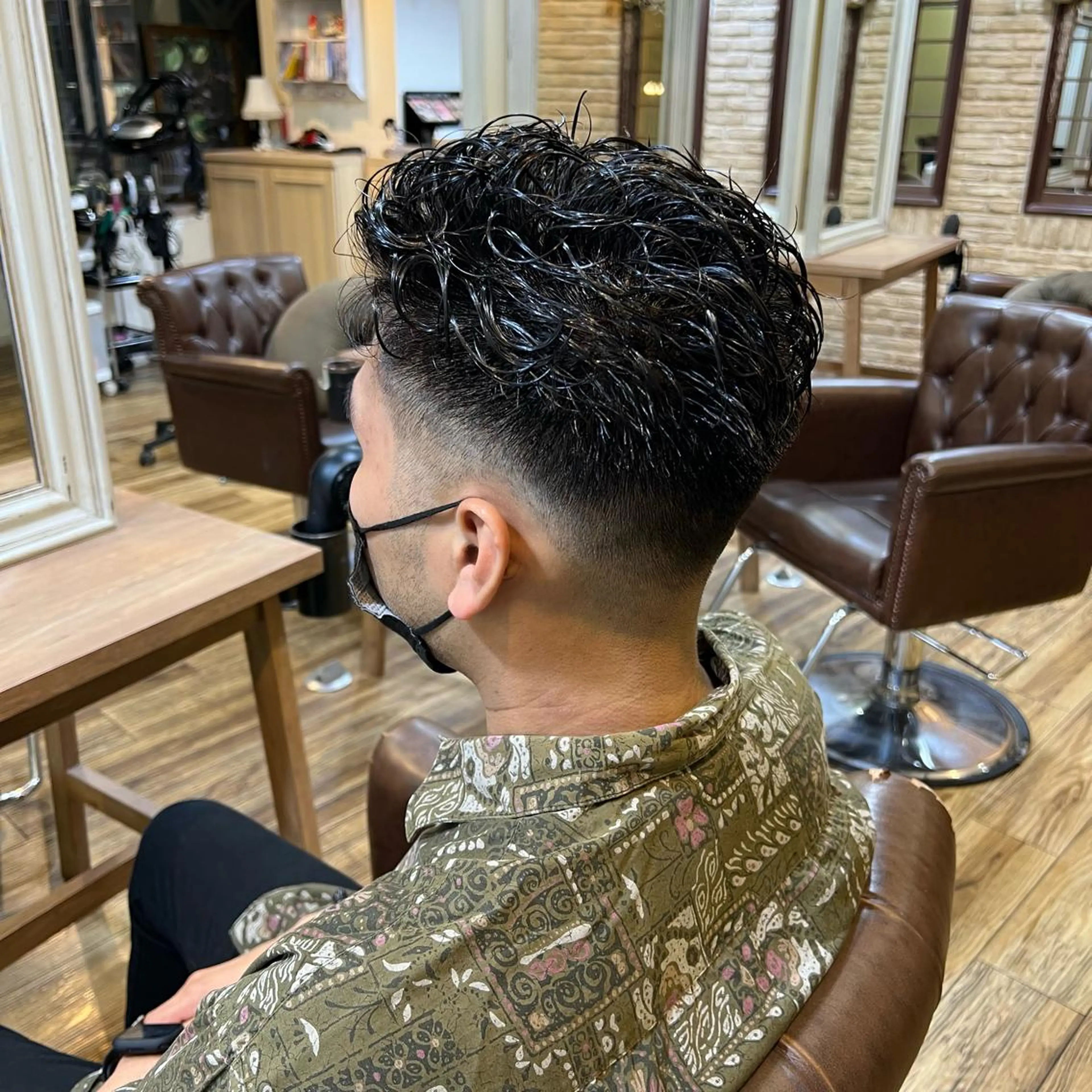 メンズ フェードカット 染矢 優希のヘアスタイル