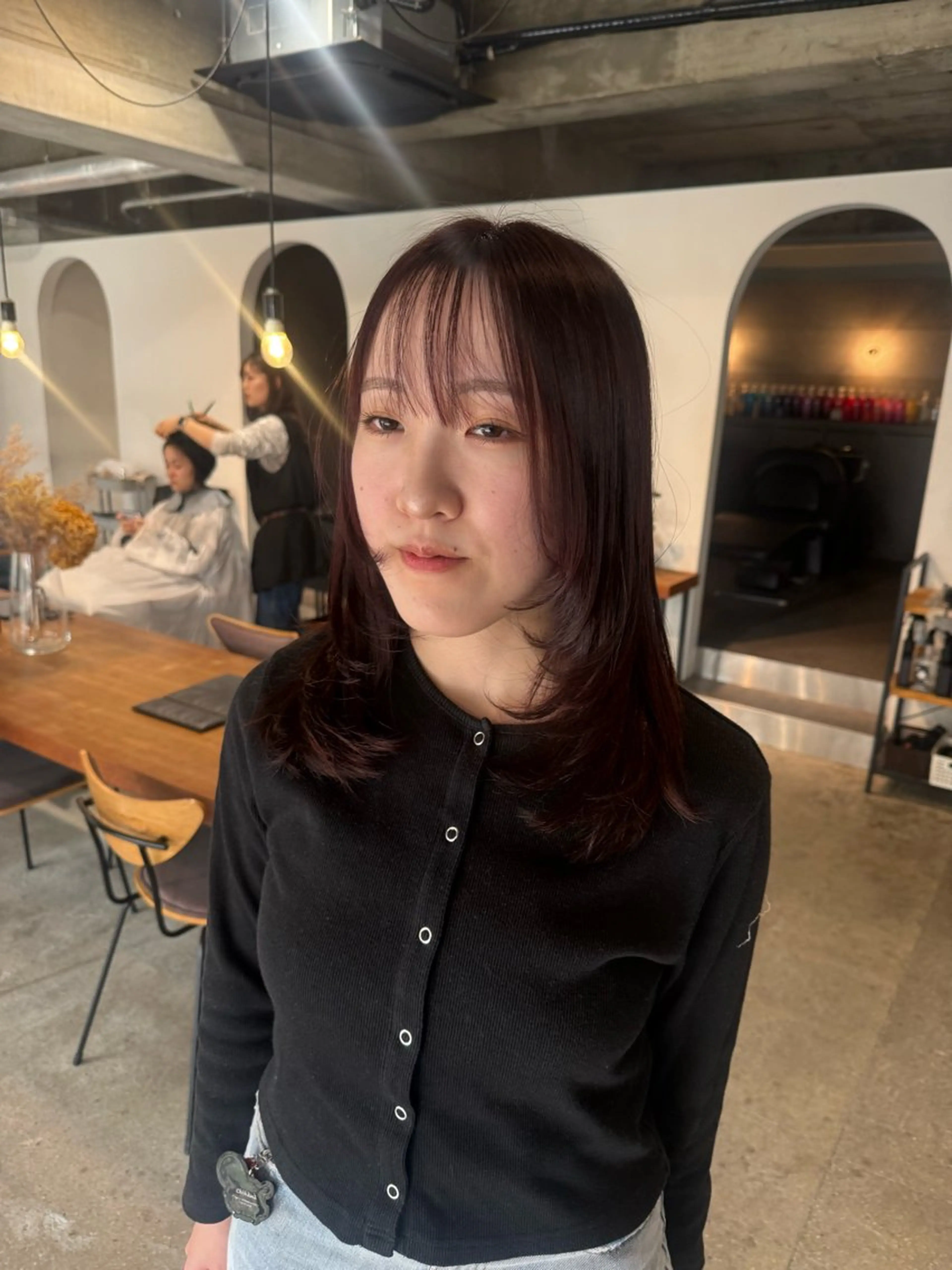 セミロング レイヤーカット カット ヘアカラー 寺本 奈央のヘアスタイル