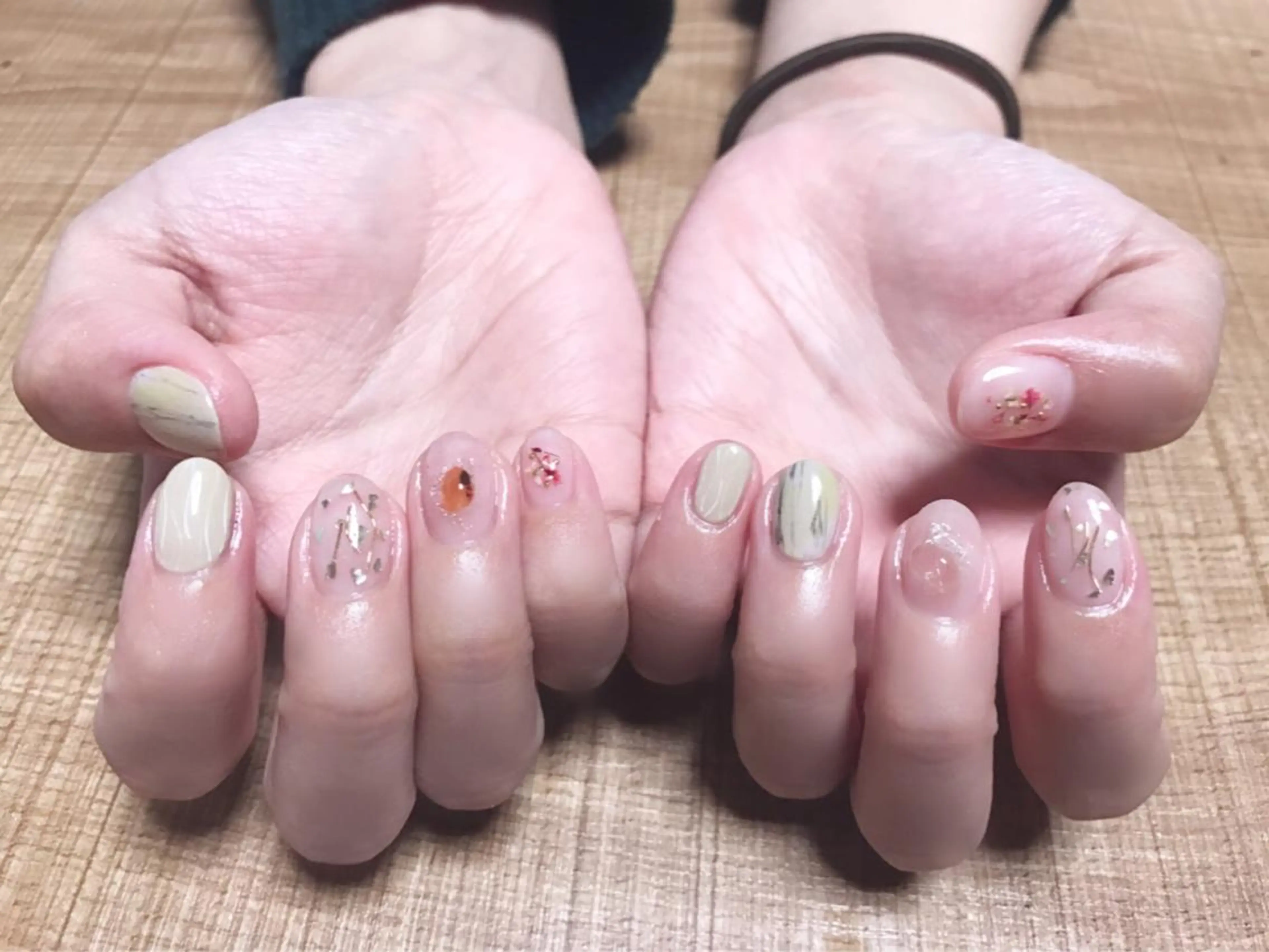 ネイル ツメトマツゲ .のネイルデザイン