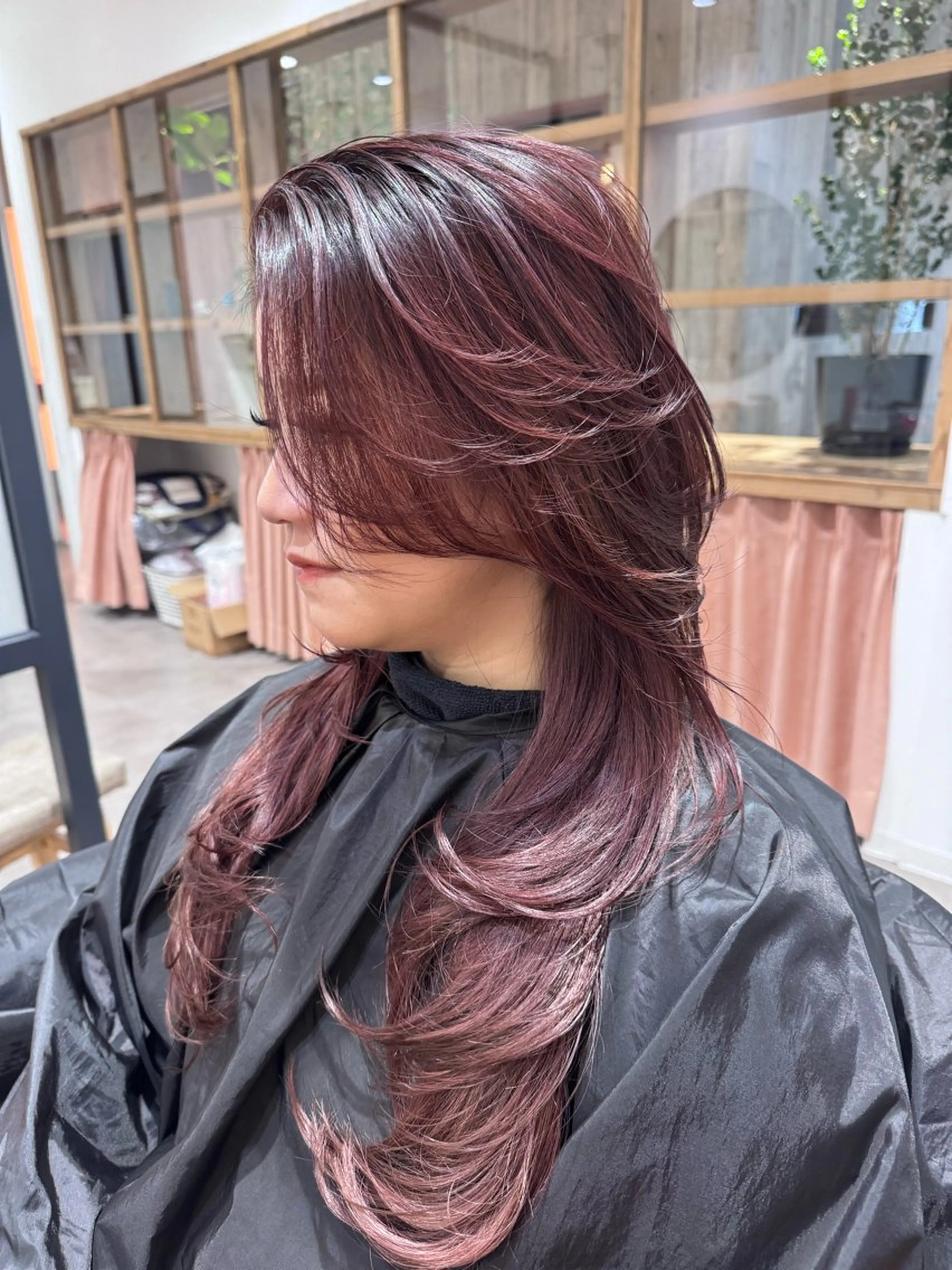 ロング カラー カット 福井 珠乃のヘアスタイル