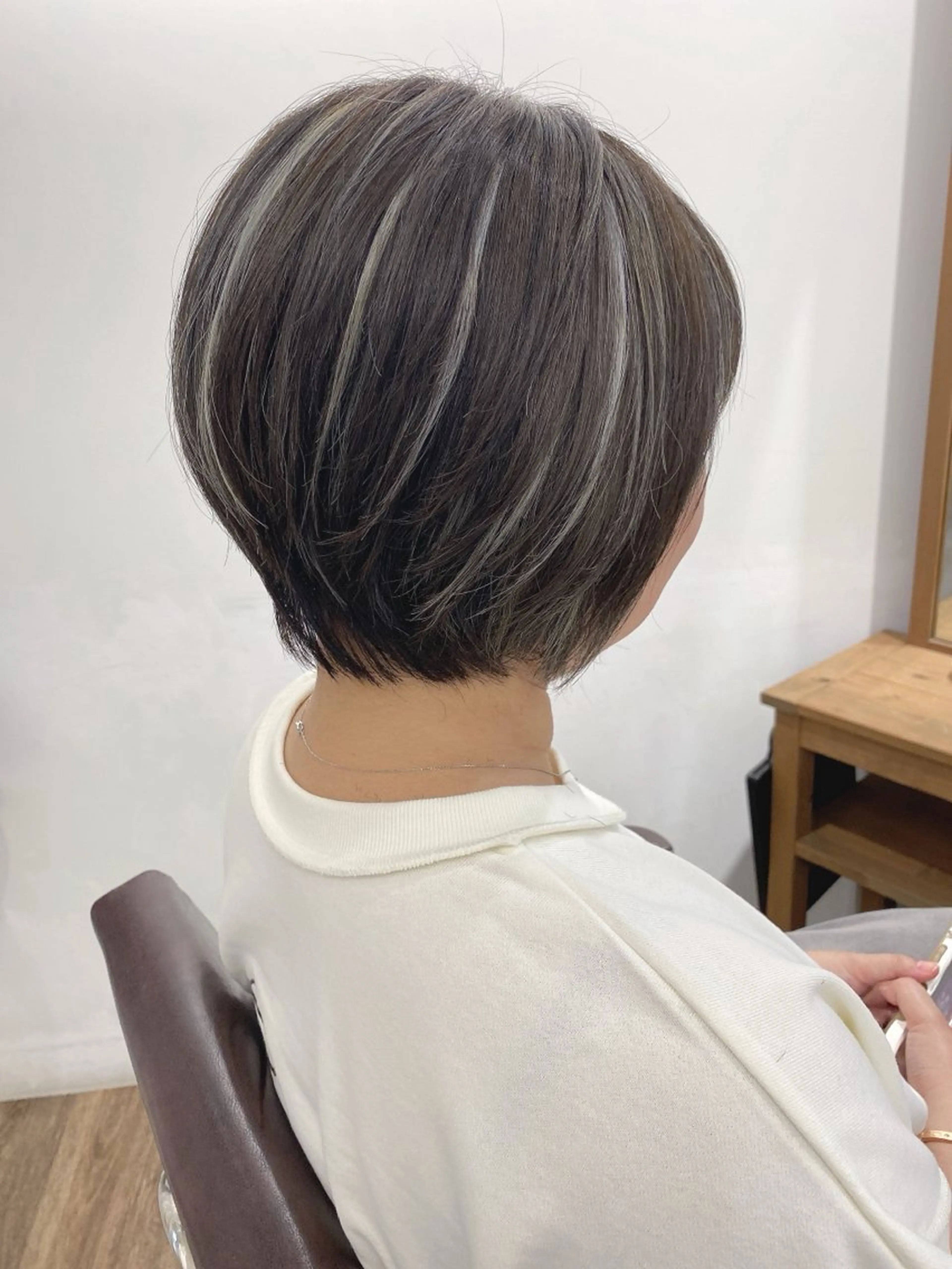 ショート カラー ヘアカラー トリートメント ハイライト⭐️上野 高広のヘアスタイル