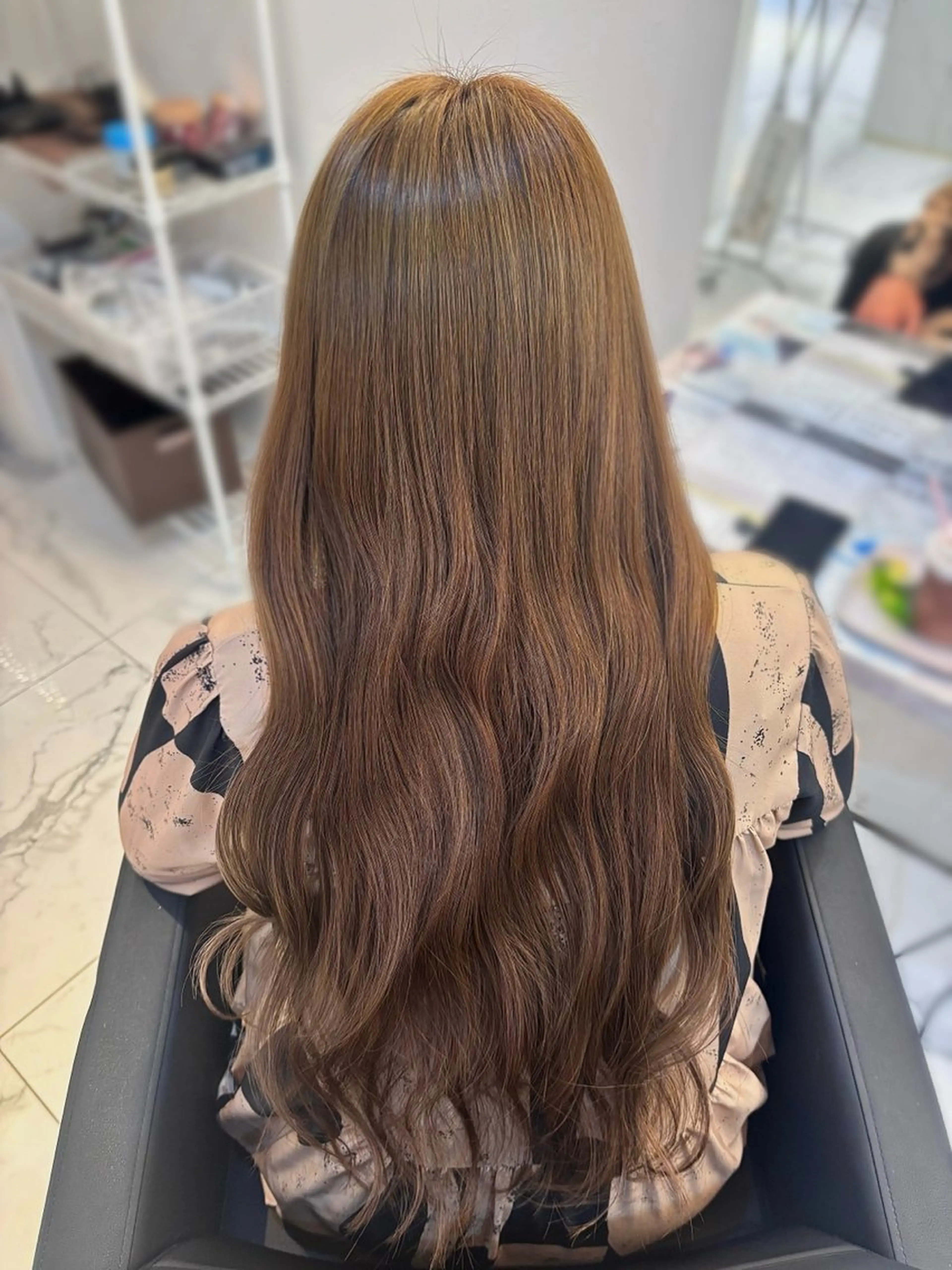 ロング トリートメント トリートメント 𝐿𝑒𝑒 四ツ橋 𝑅𝐴𝑁𝐴のヘアスタイル