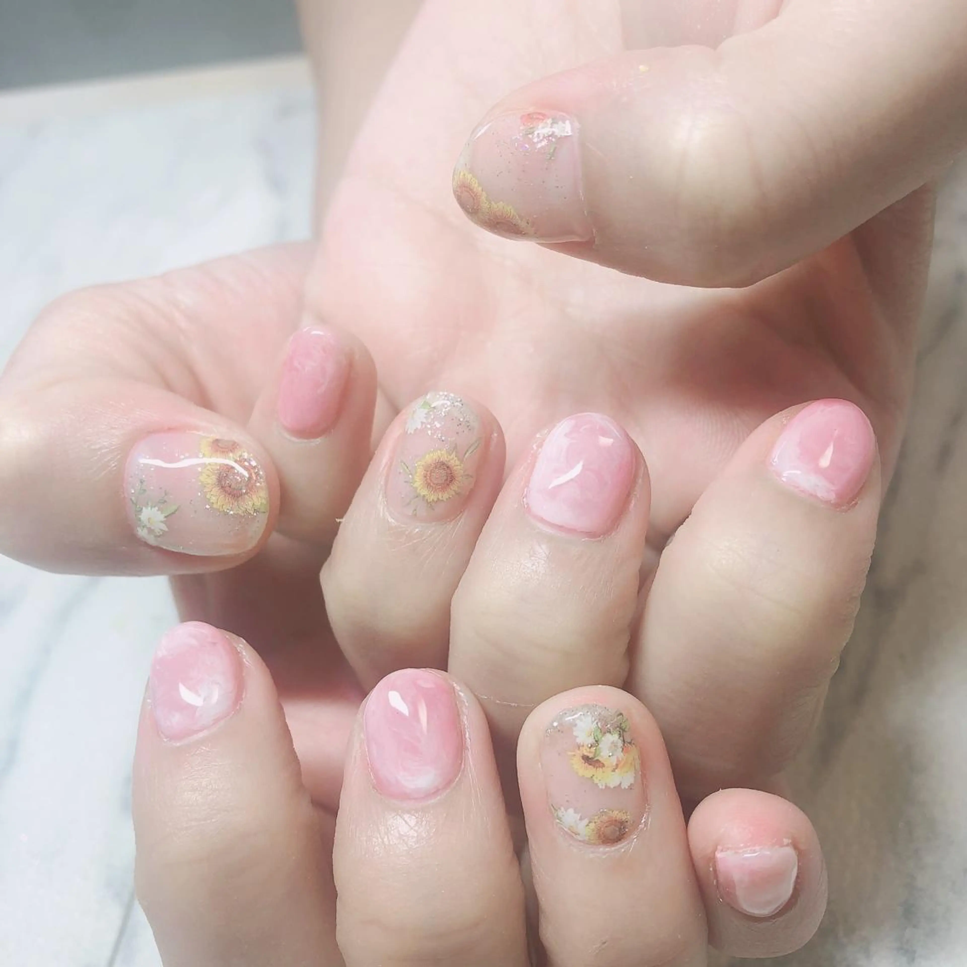 ネイル 持ち込み 結城 怜菜のネイルデザイン