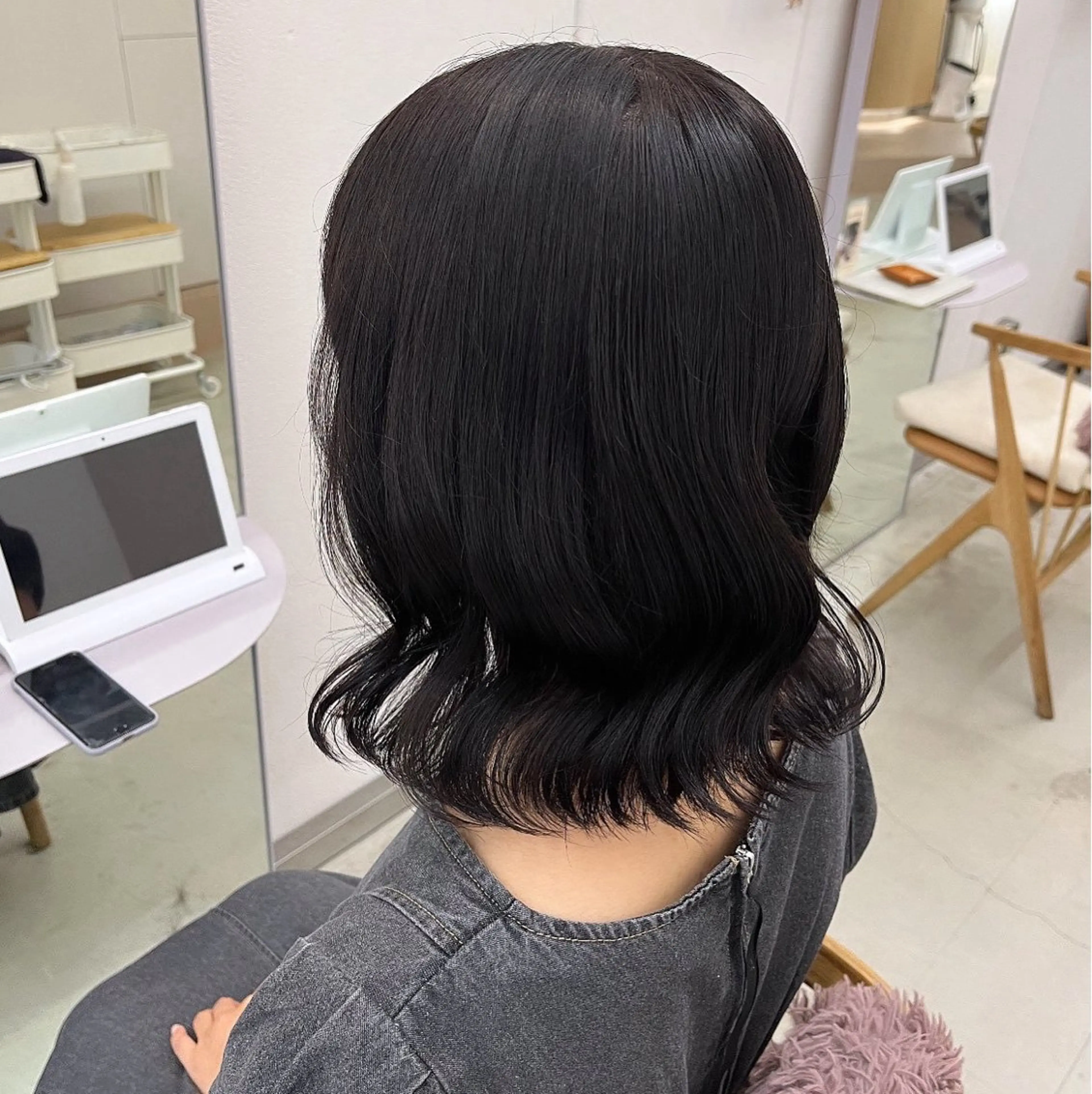 ミディアム カラー ヘアカラー 💐花屋併設💐 宮園　雛羽のヘアスタイル