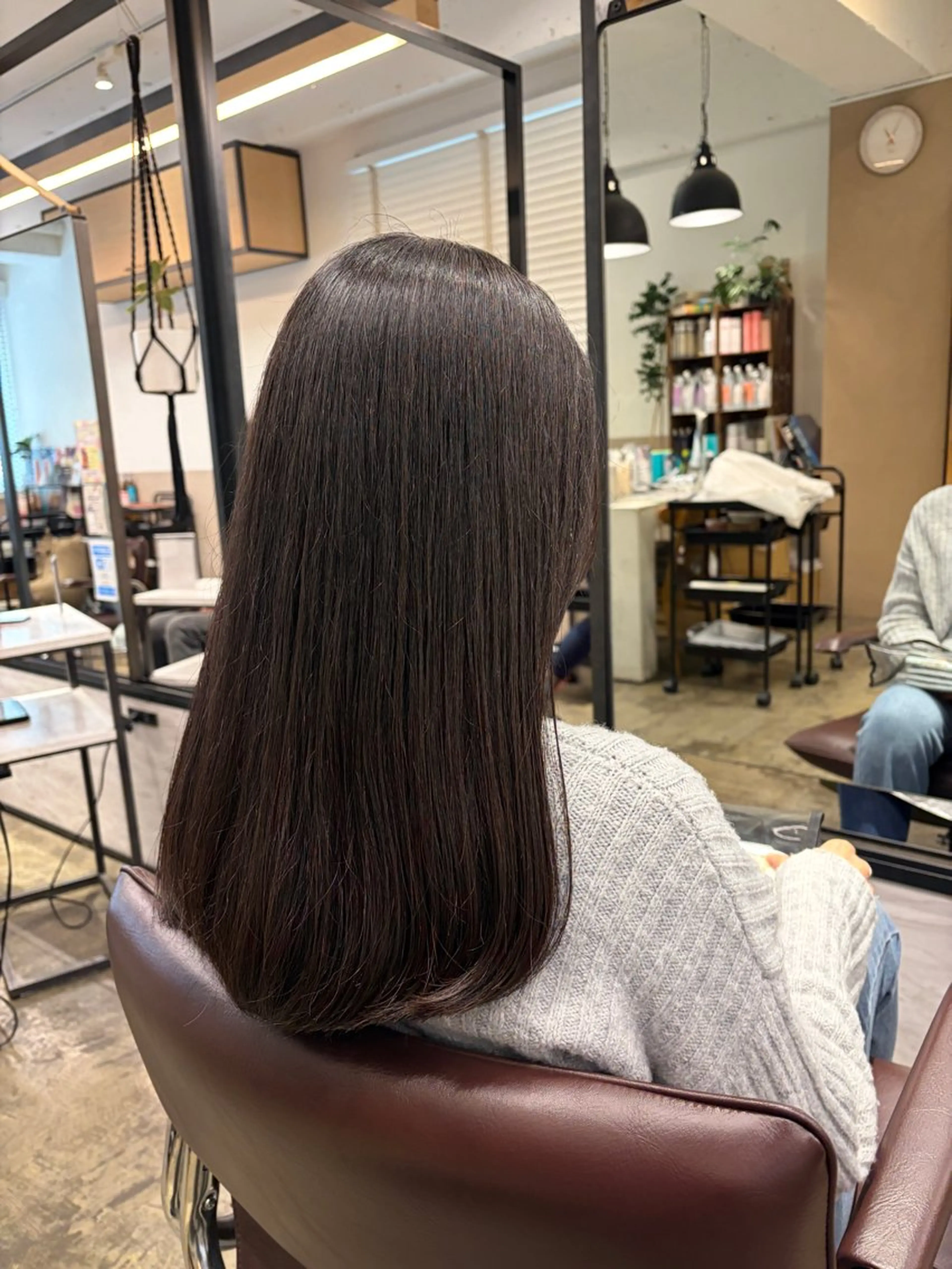 ロング 菅野 涼 ARTS litaのヘアスタイル