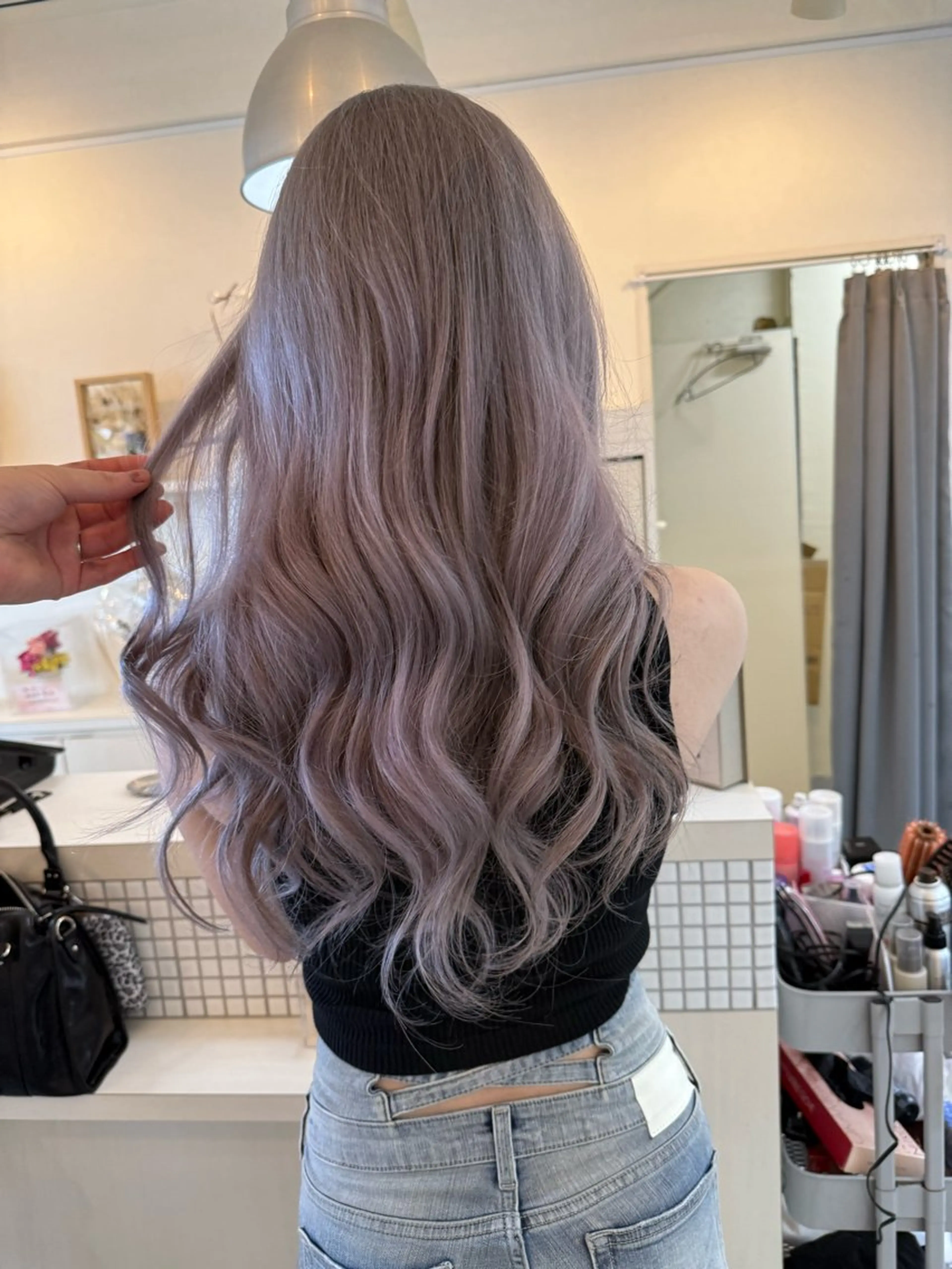 セミロング andKおもろまち店 艶ダブルカラー✨のヘアスタイル