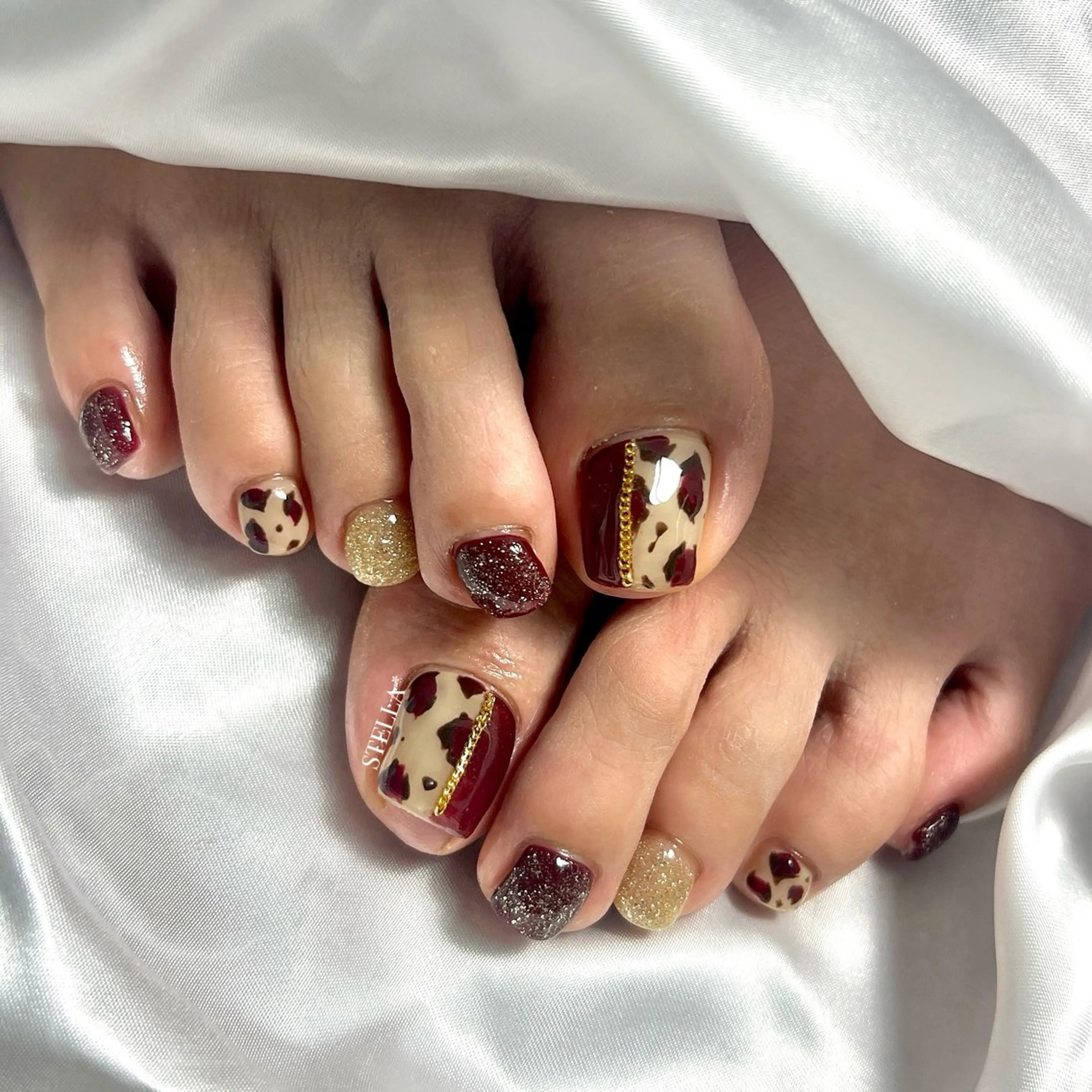 【フットネイル】アートし放題【オフ込】の写真