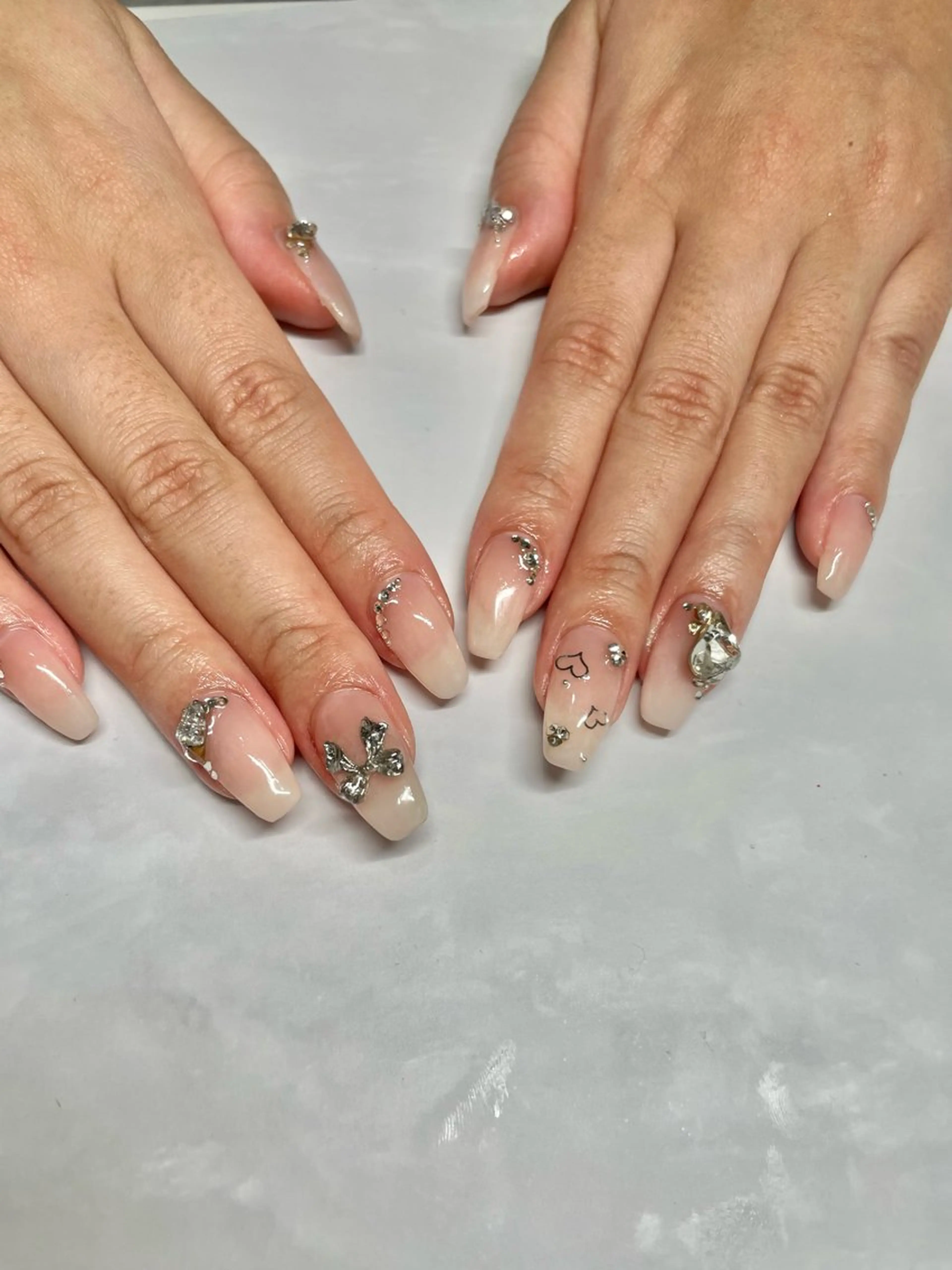 ネイル ハンドネイル 吉永 佑香のネイルデザイン