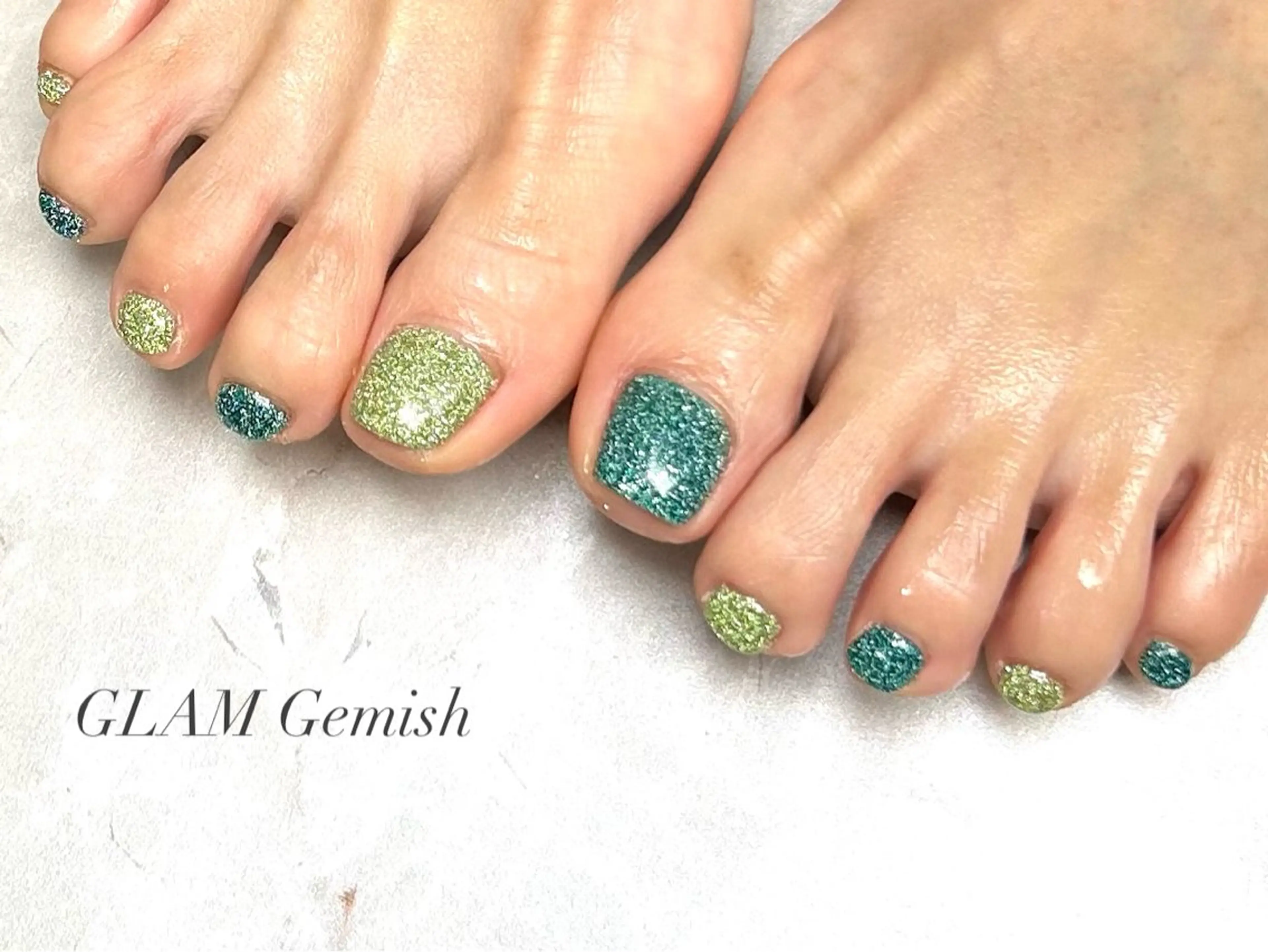 ネイル フラッシュネイル 藤崎 恵梨香のネイルデザイン