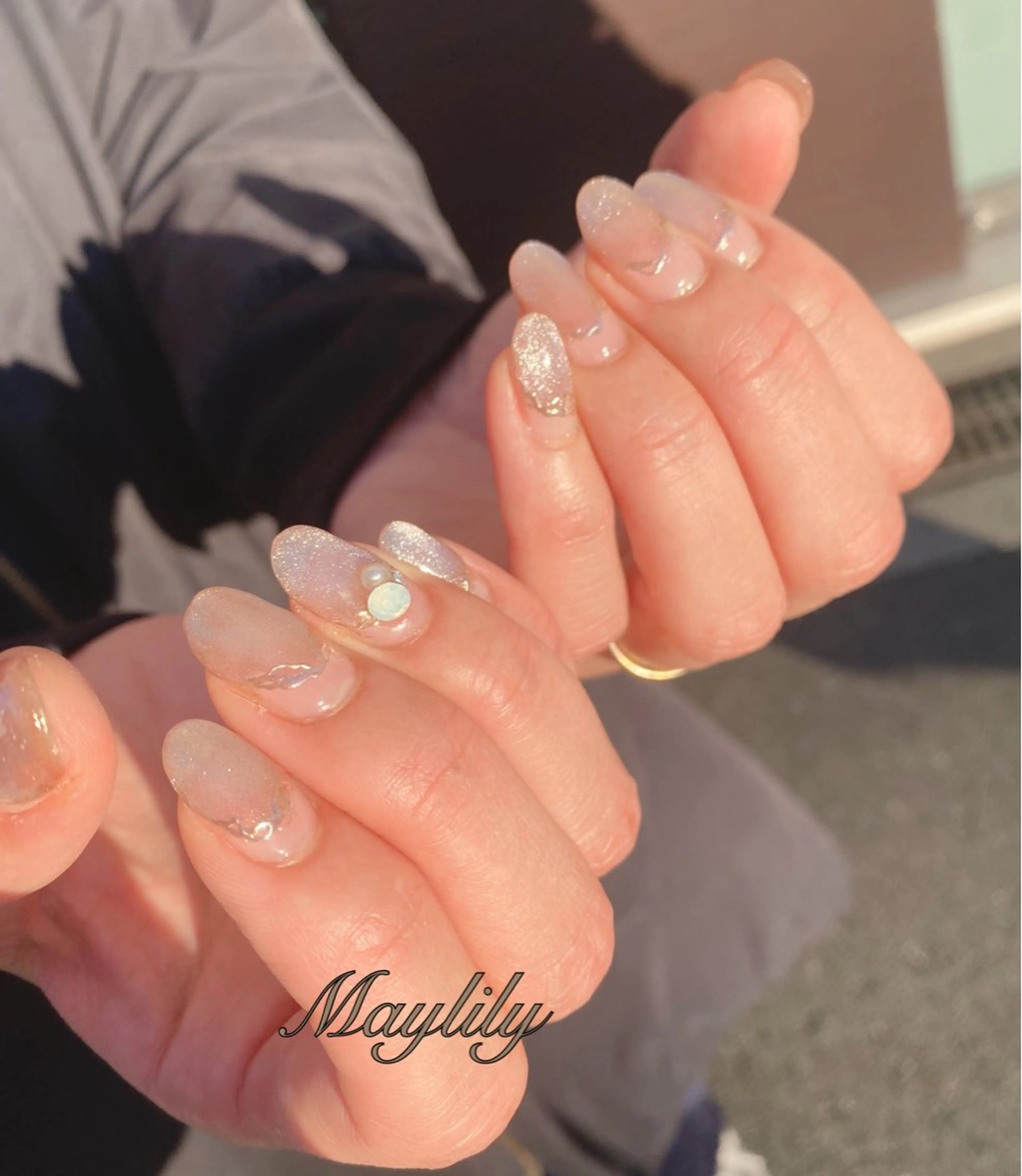 ネイル 持ち込み ブライダルネイル ハンドネイル Nail care salon Maylily所属・Nail salon Maylilyのネイルデザイン