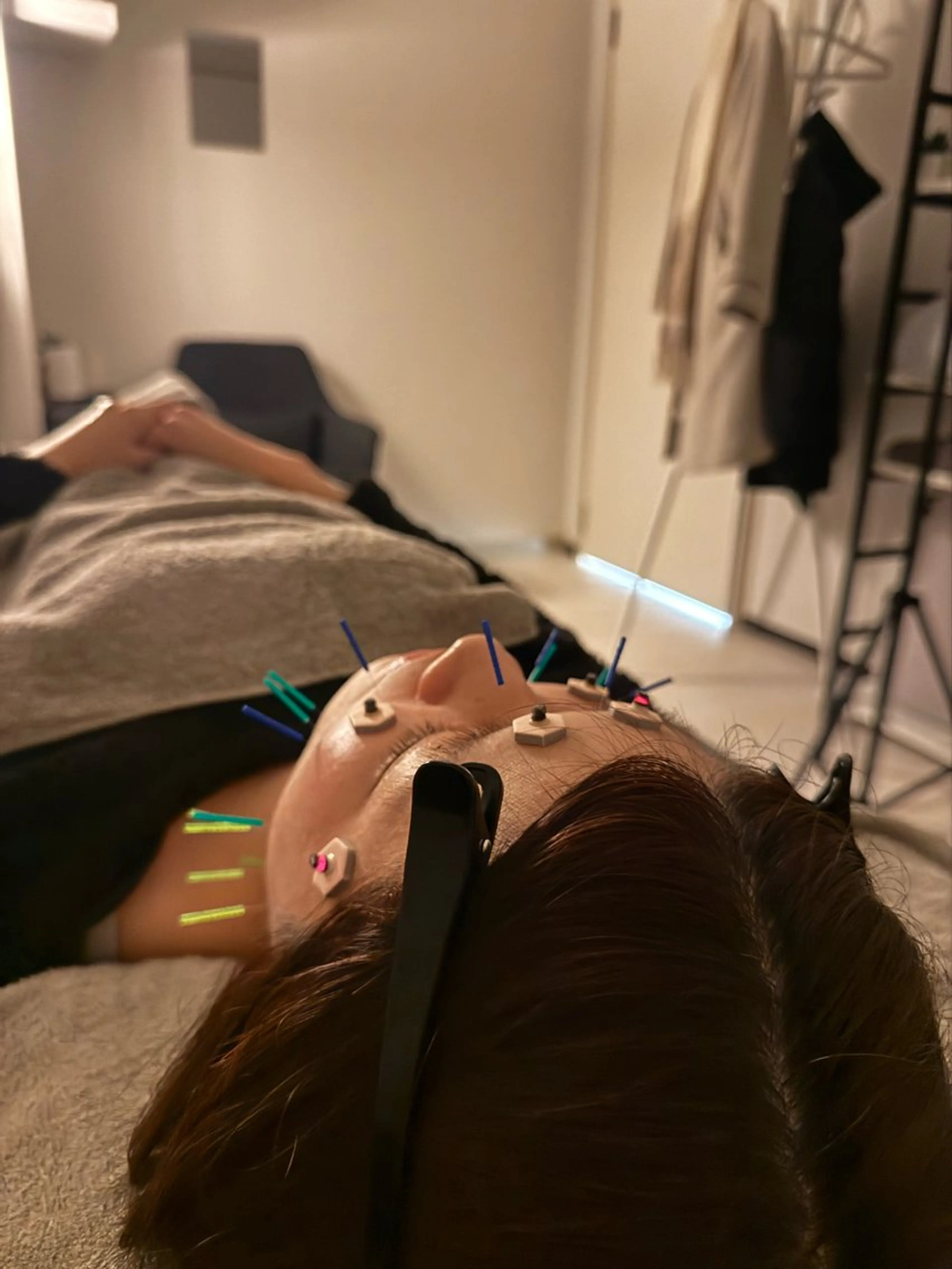 エステ 美容鍼×小顔矯正 ×美容整体　浜川泰仁のエステ・リラクイメージ