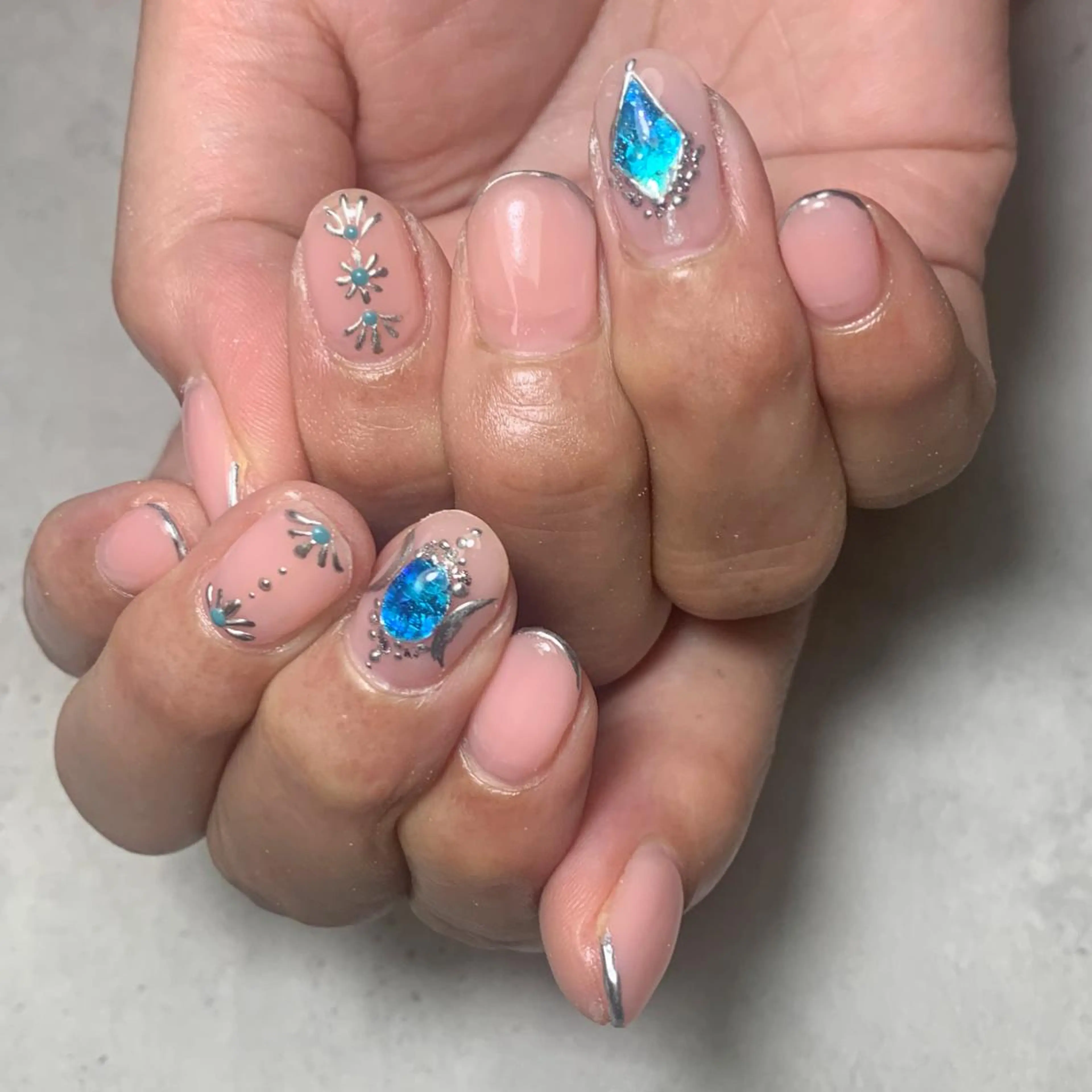 ネイル FIORITURA aiのネイルデザイン