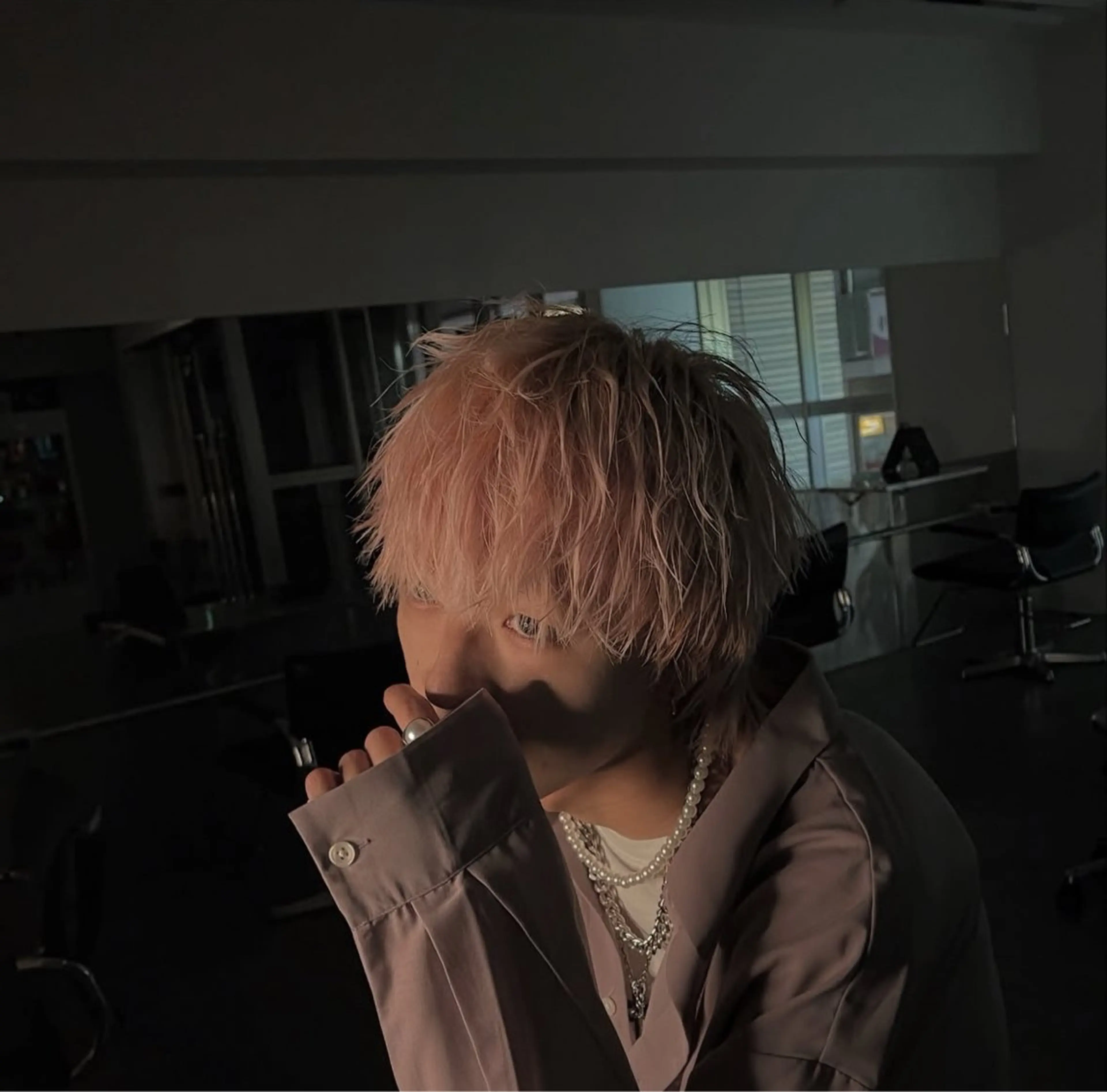 カラー メンズ カット ヘアカラー ニュアンス/フェザー /ウルフ/伶馬のヘアスタイル