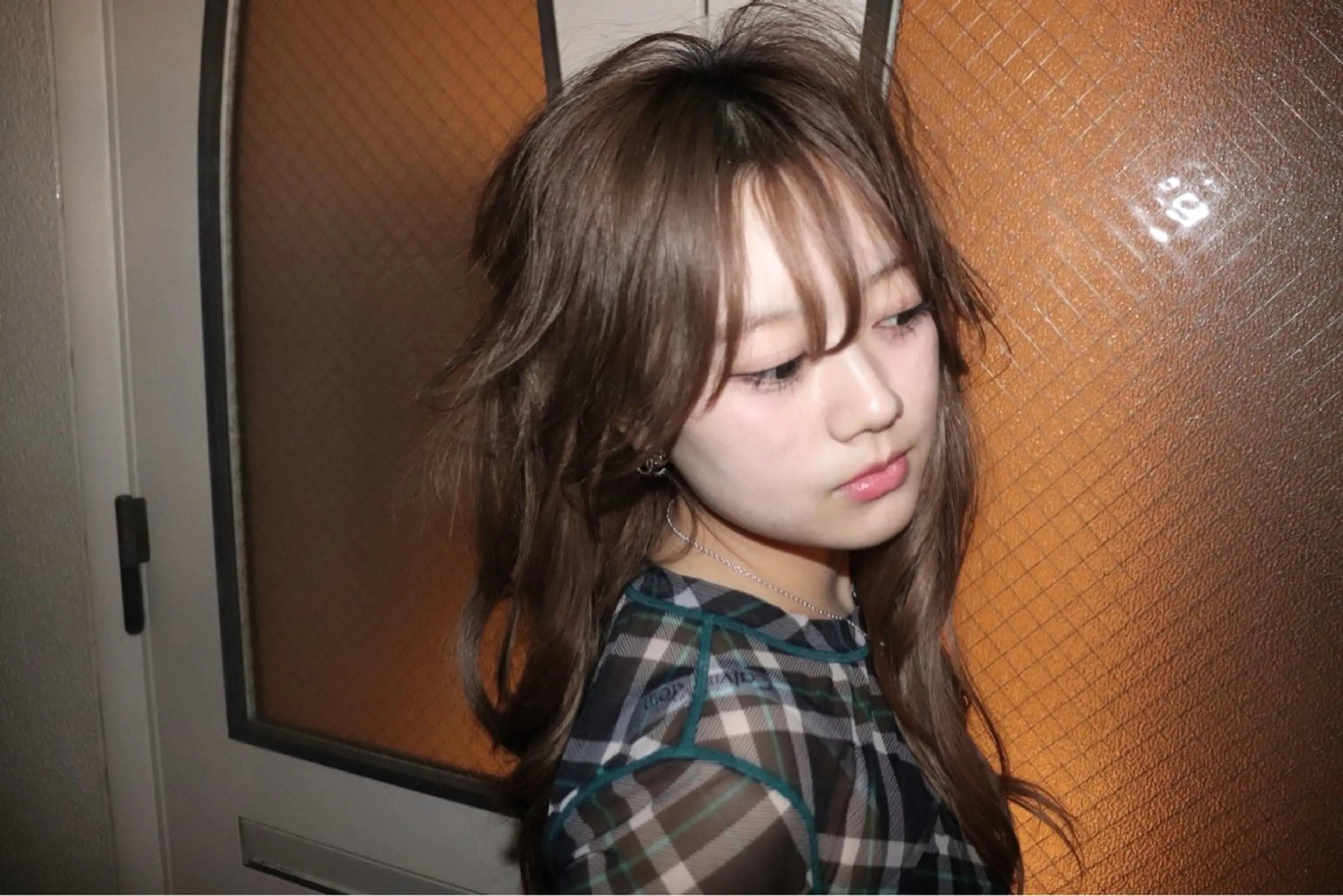 ロング ヘアカラー AIRA/ブリーチ /透明感カラーのヘアスタイル