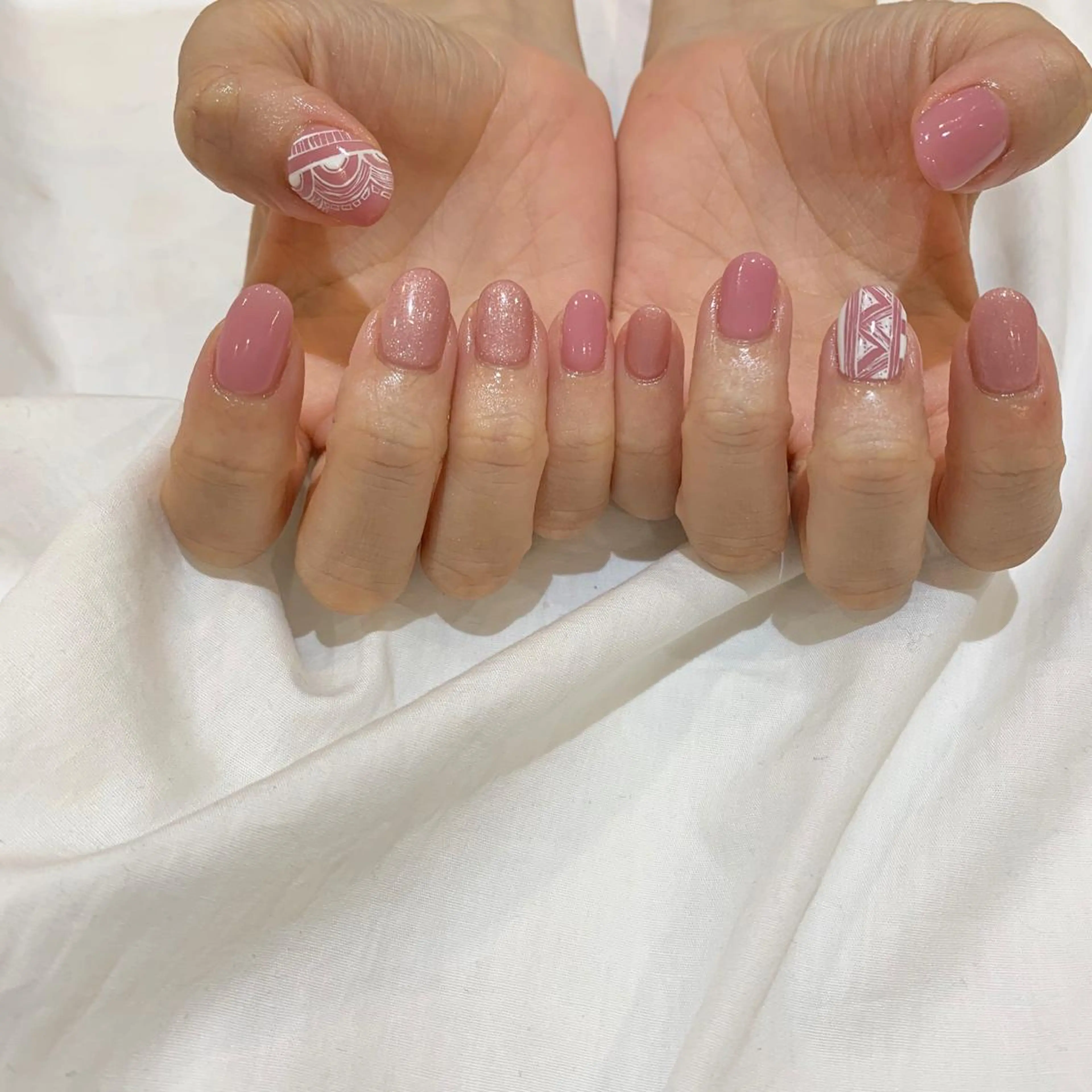 ネイル ハンドネイル 藤原 胡桃のネイルデザイン