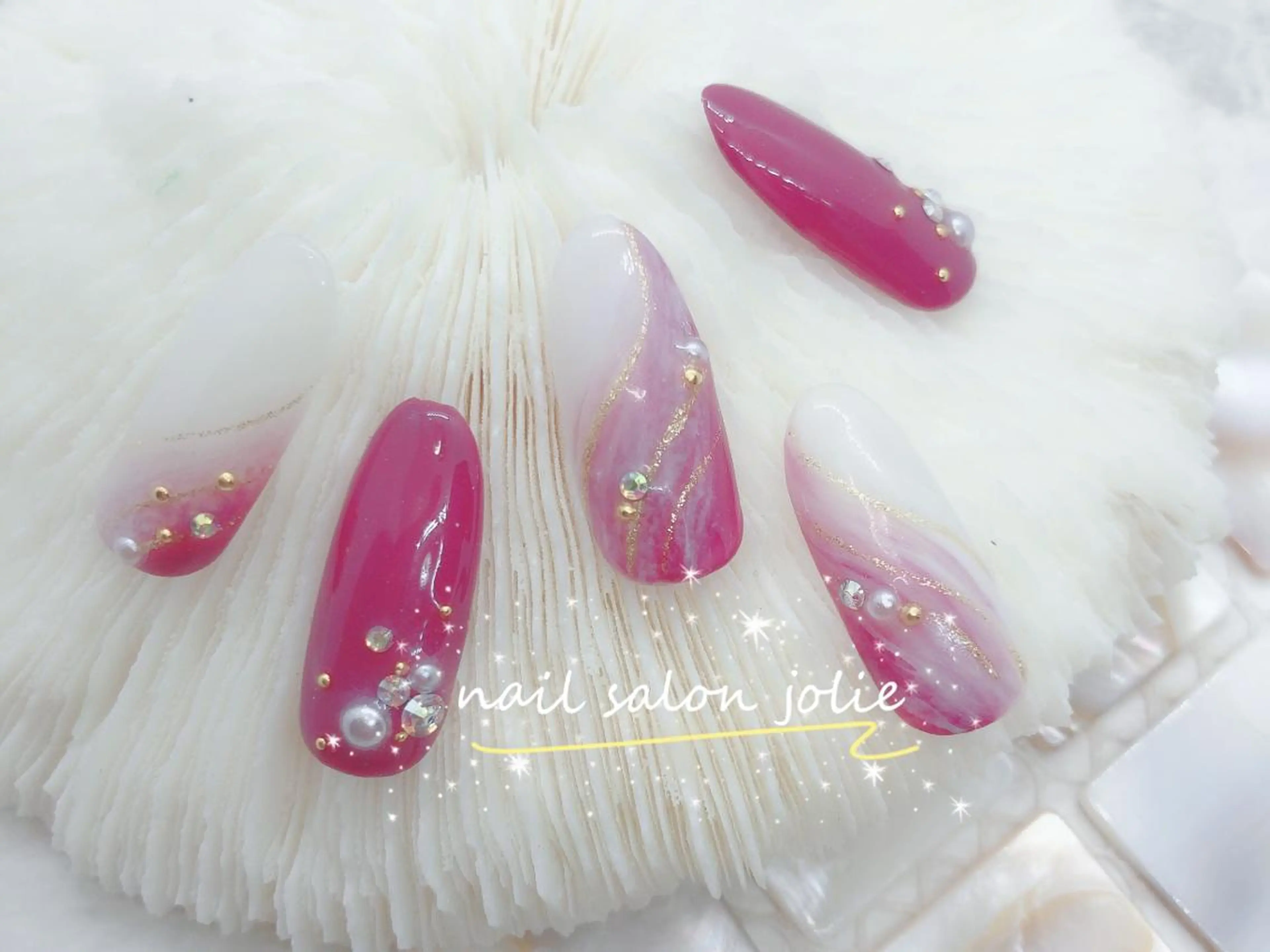 ネイル ハンドネイル スカルプ専門店アイカ ☆のネイルデザイン