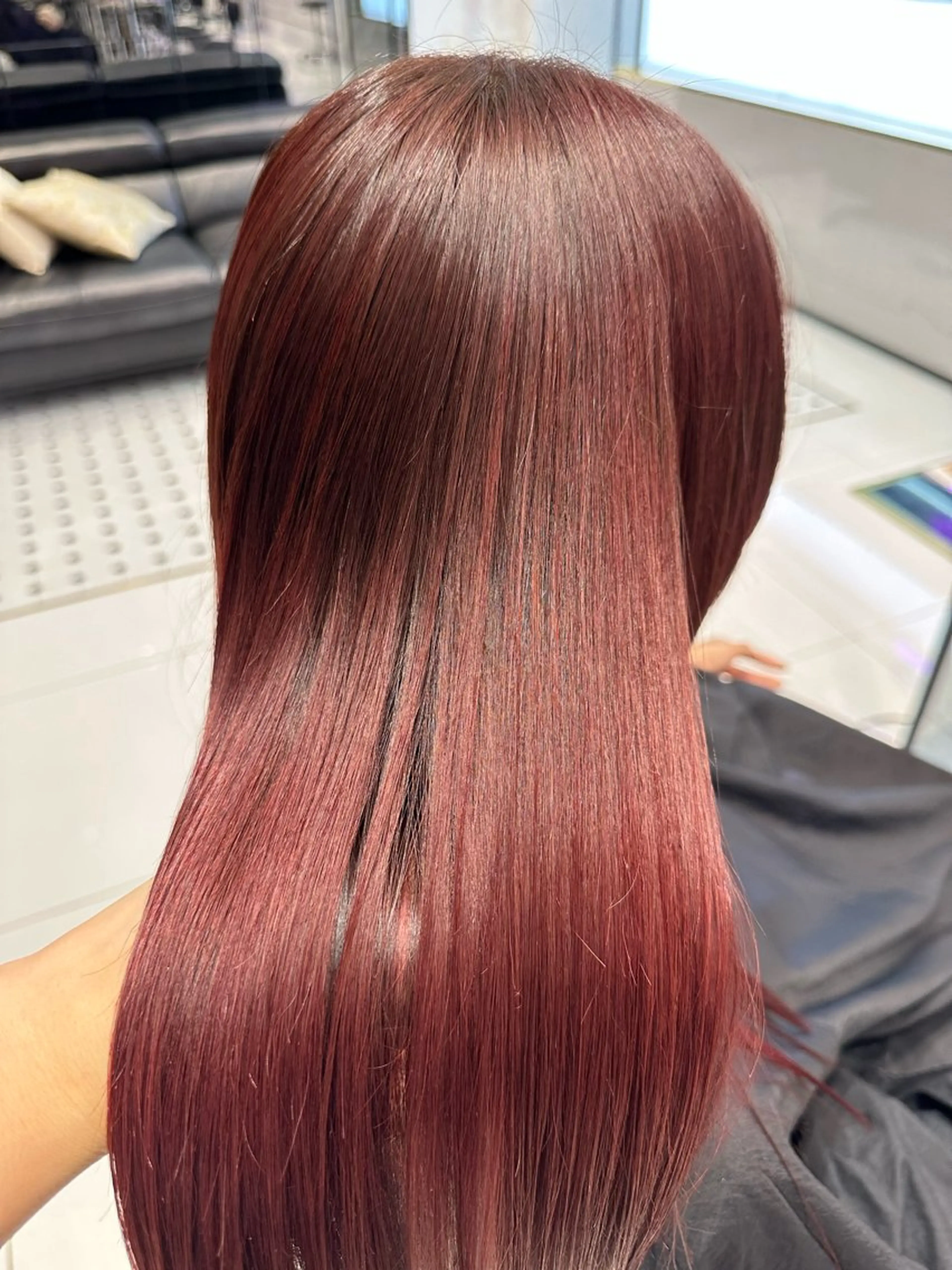カラー レッドカラー ハッシュカット ✦·.⋆  SAYAのヘアスタイル