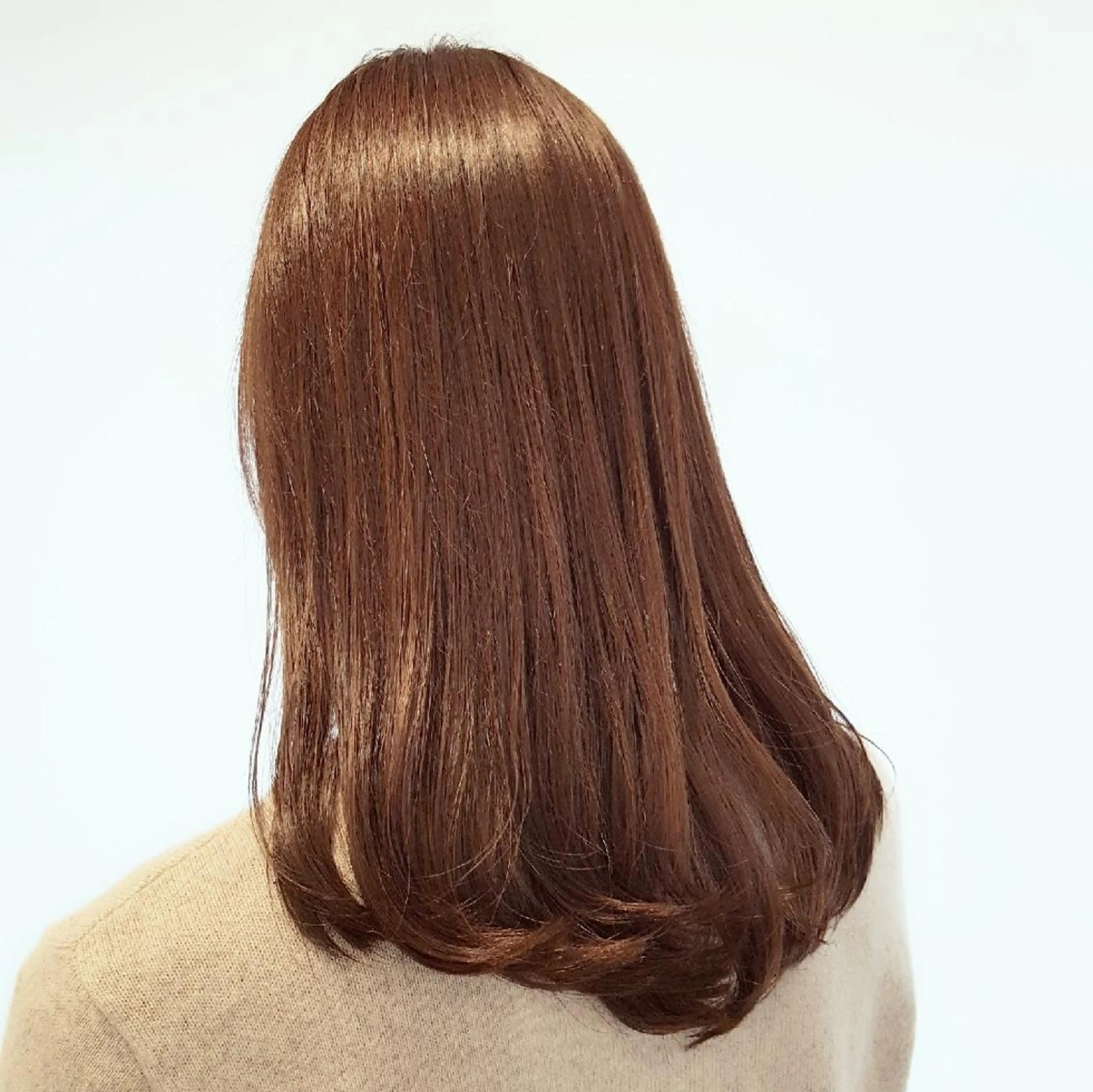 セミロング カラー ヘアカラー トリートメント 美髪⭐︎髪質改善 井上　康司のヘアスタイル