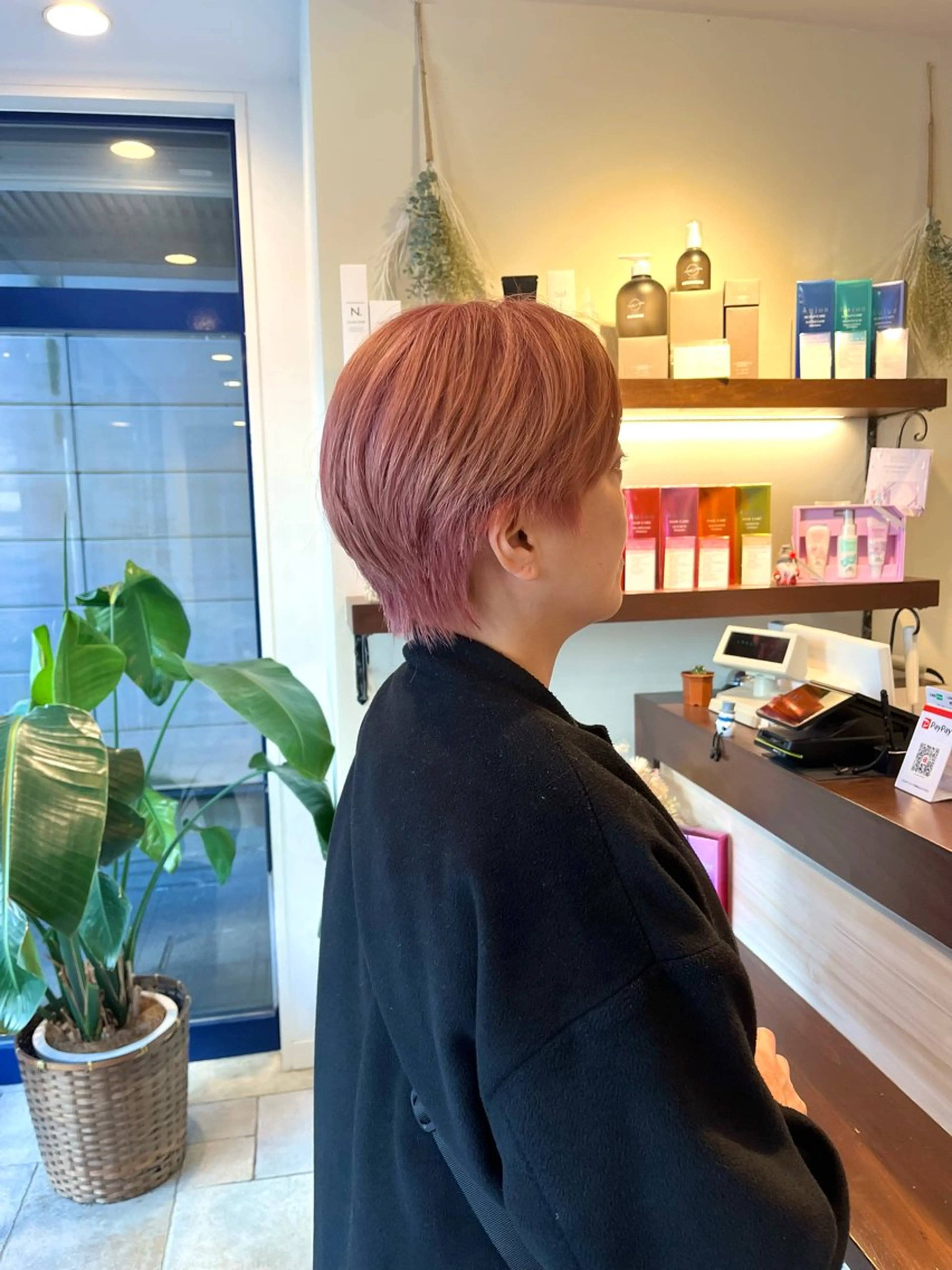 ショート カラー ピンクカラー ショートヘア 三川 洋樹のヘアスタイル