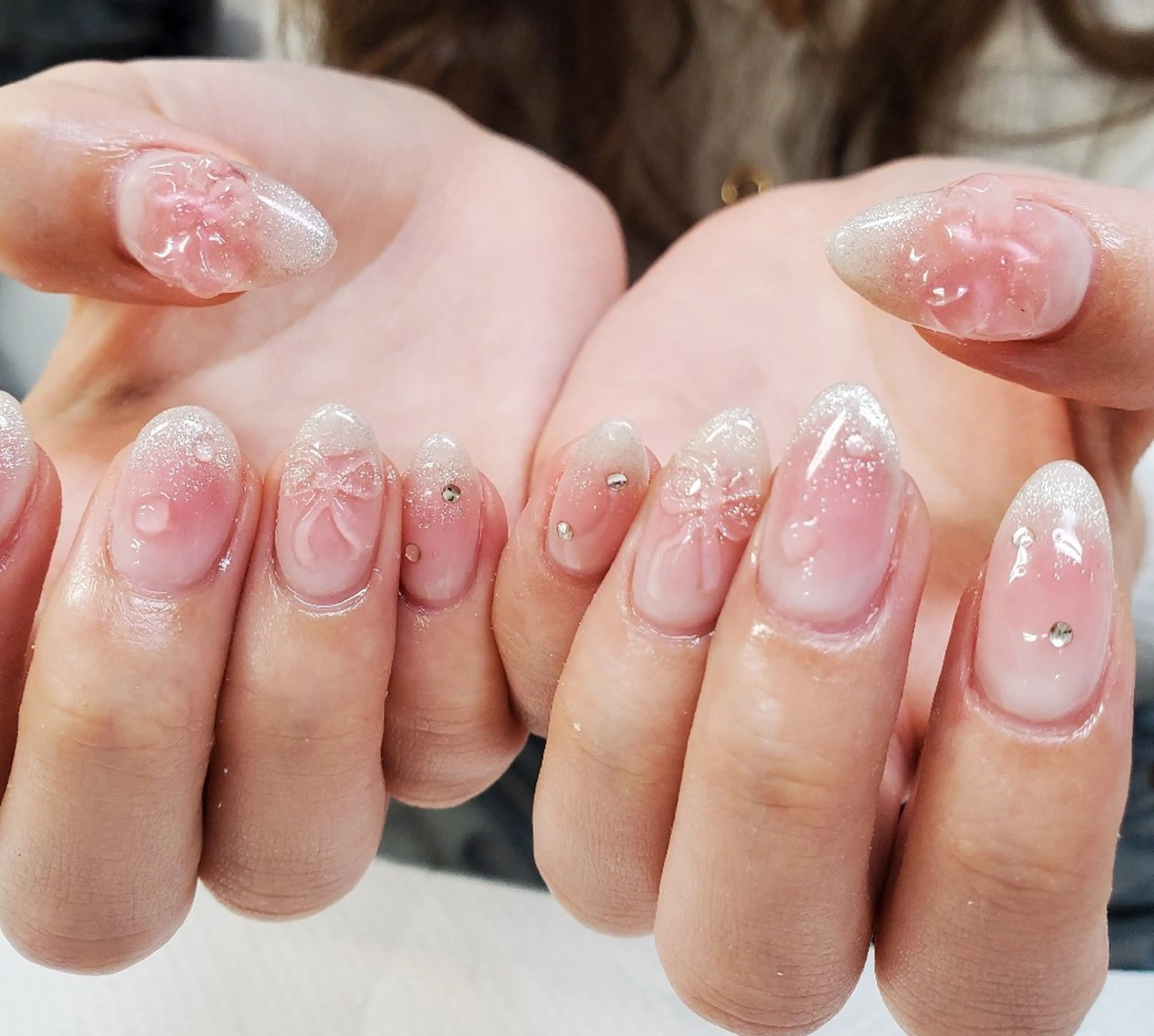 ネイル チークネイル ガーリー 氷ネイル・うるうるネイル マグネットネイル オフィスネイル ハンドネイル Nail 🌱TSUBASAのネイルデザイン