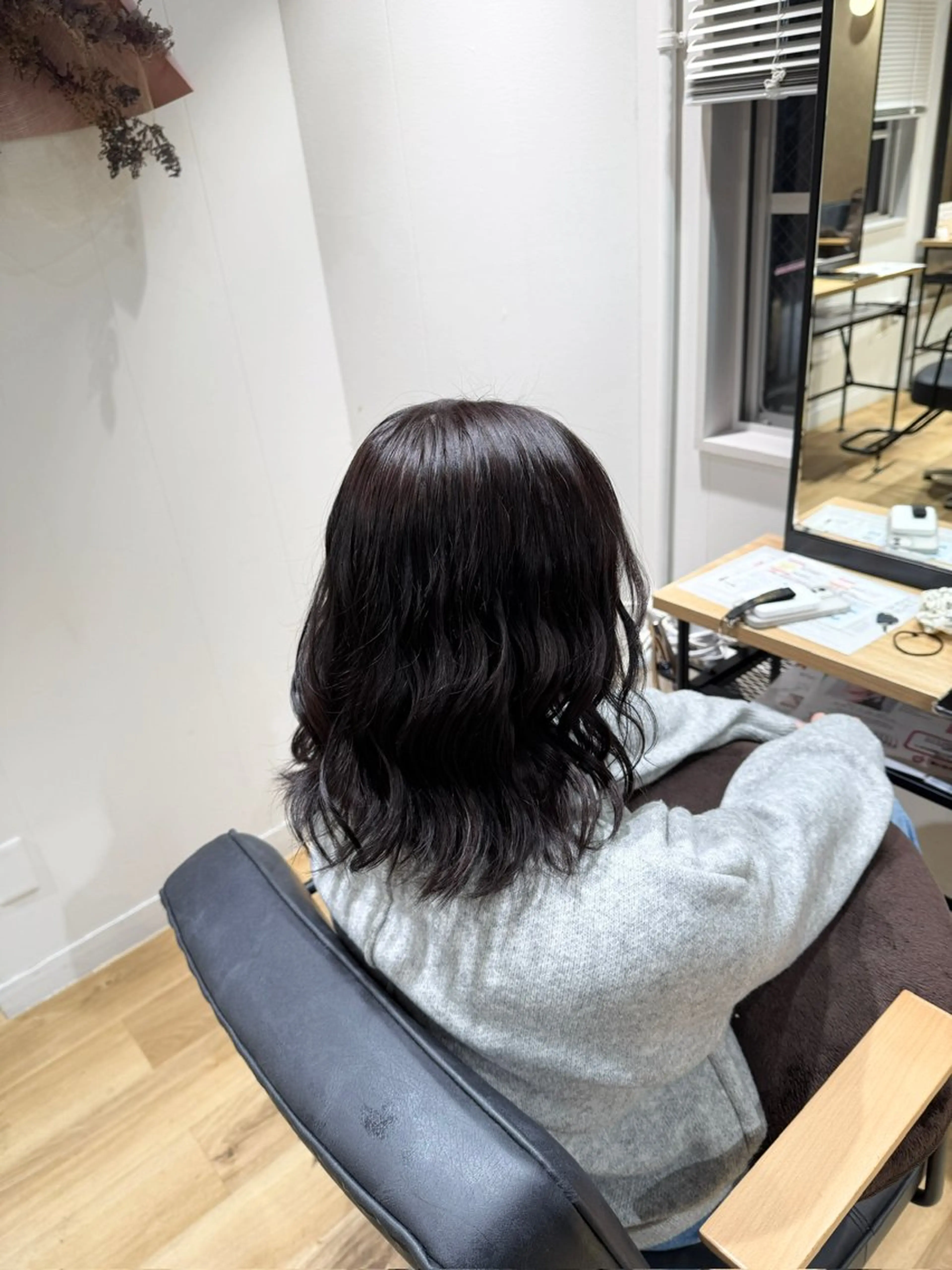 ミディアム カラー ブラウンカラー ダークブラウン ヘアカラー 中村 凜のヘアスタイル
