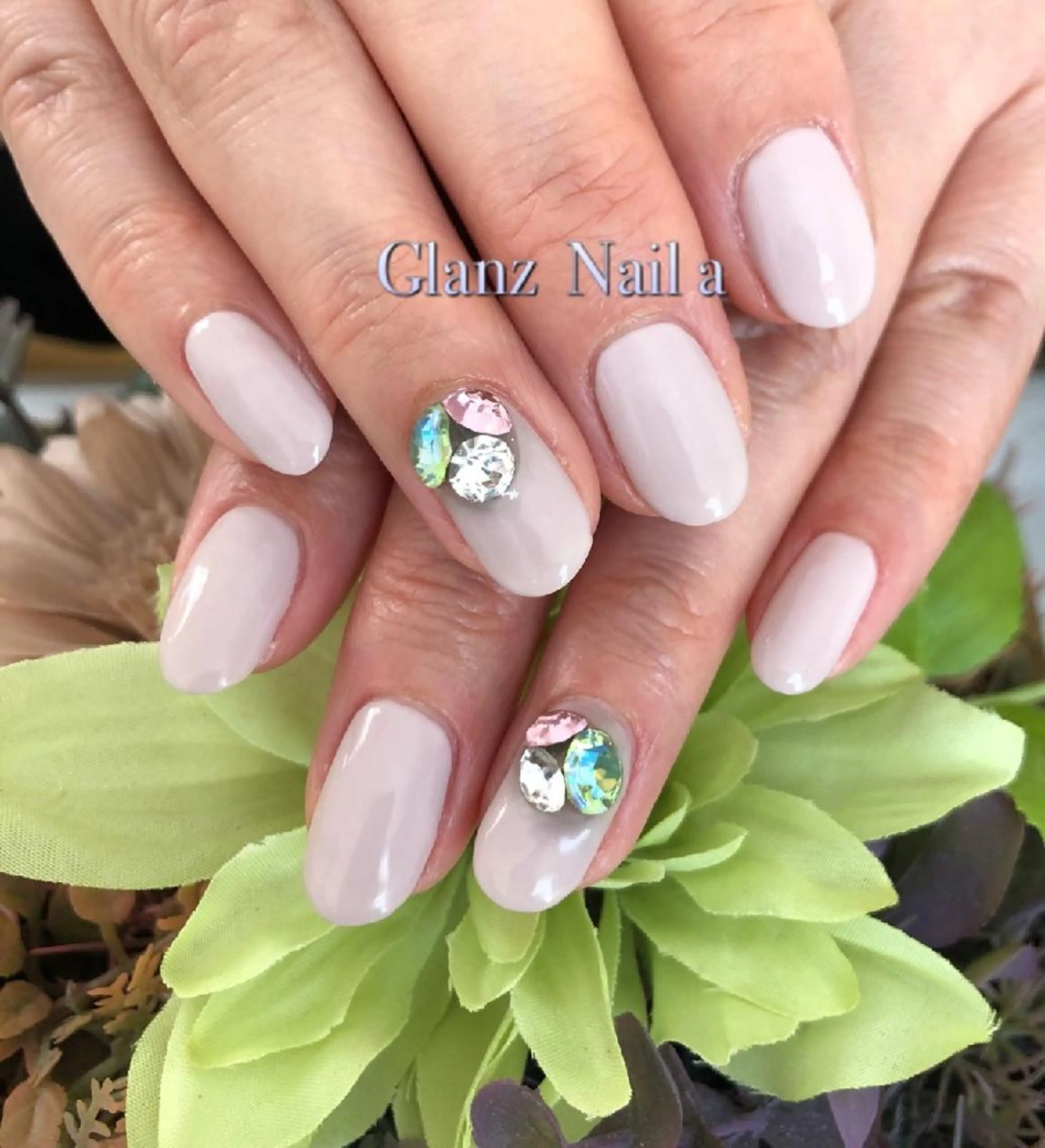 ネイル ワンカラーネイル シンプルネイル 春ネイル Glanz  Nail aのネイルデザイン