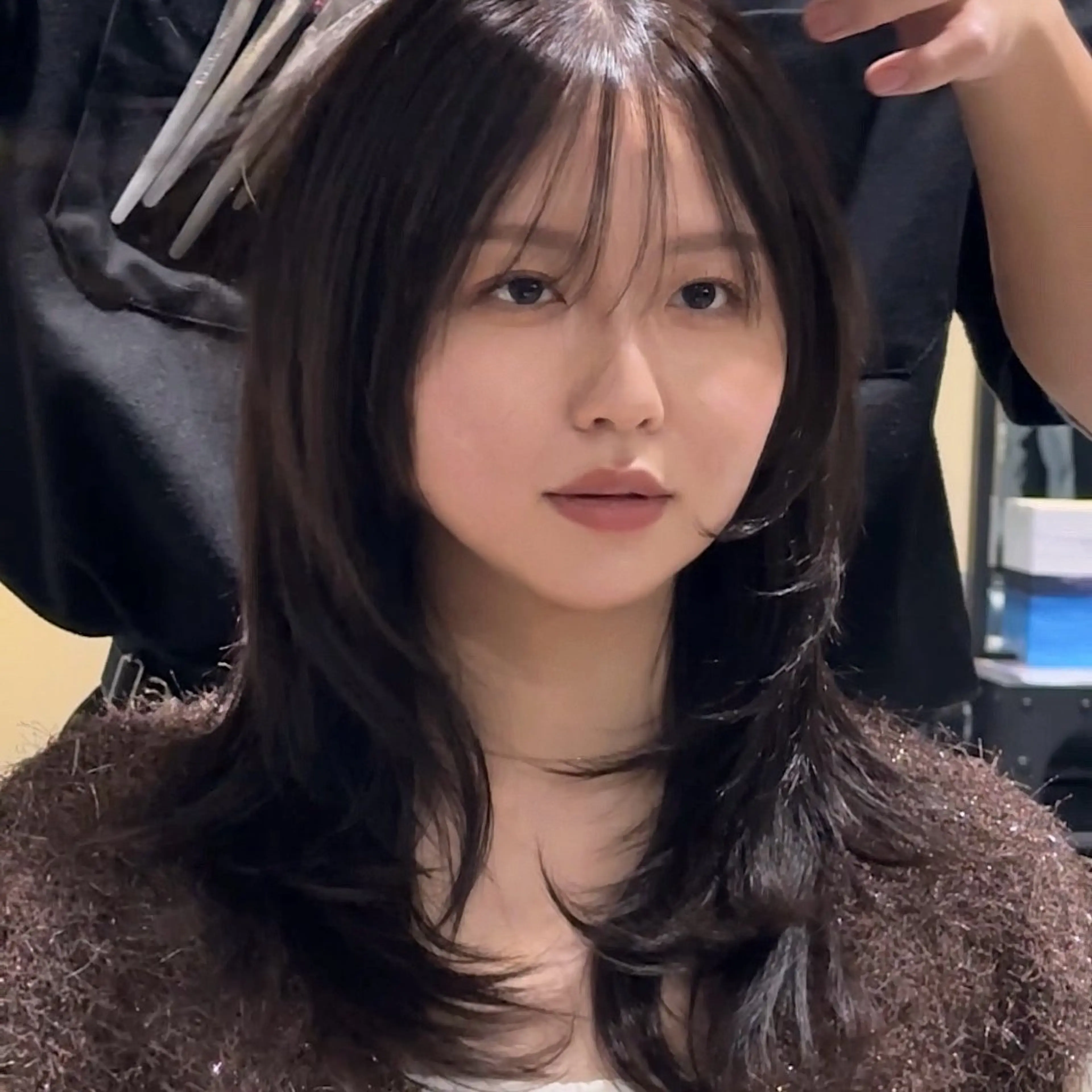 ミディアム 岸本 理希のヘアスタイル