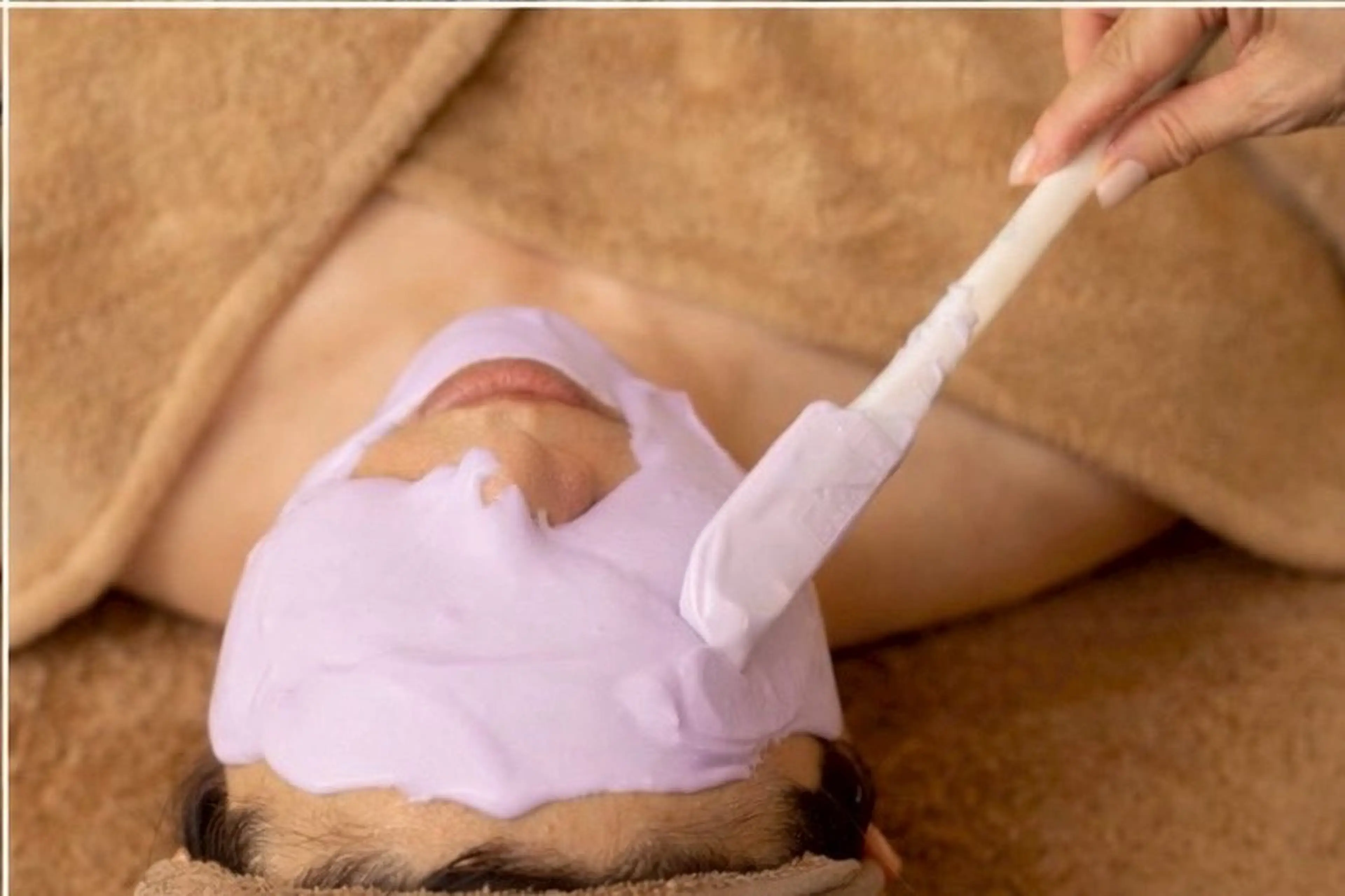 【胸元・肩・首・お顔のエステ+シワ改善パック💜】お肌総仕上げ♥️目元美容液ケア付き♥️贅沢コース♪の写真