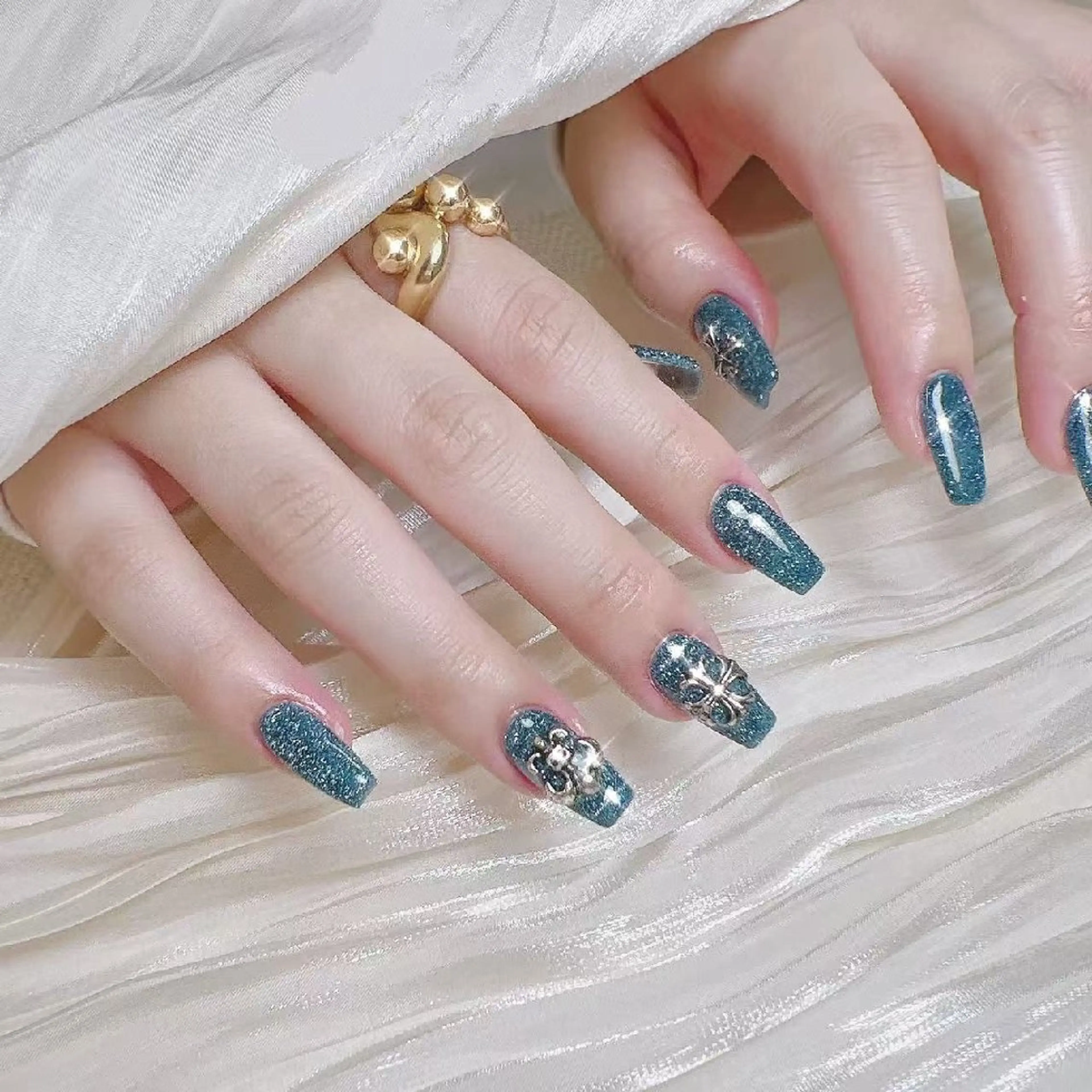 ネイル ENsalon AKIRAのネイルデザイン