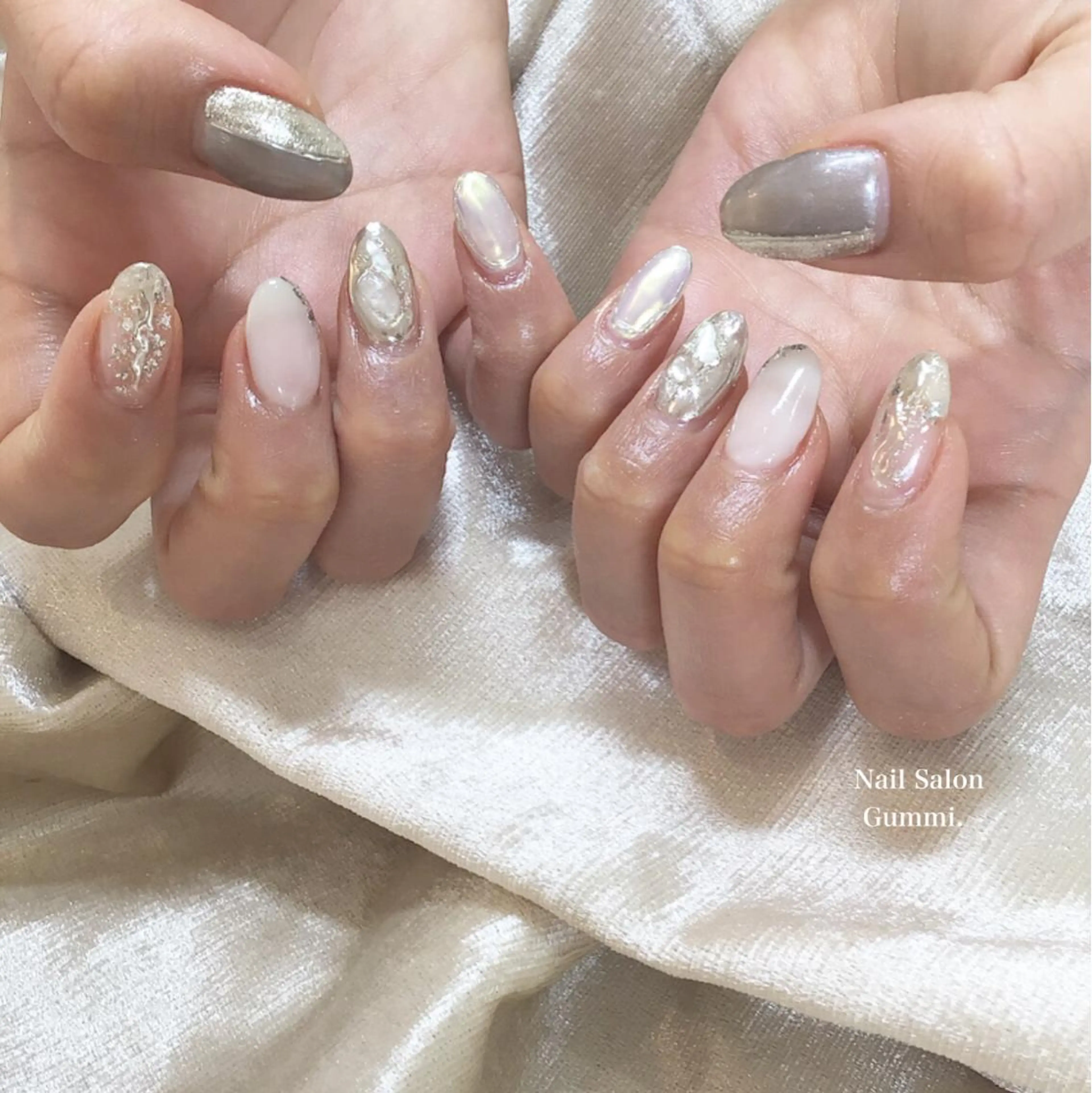 ネイル キラキラネイル ラメ(グリッター) ミラーネイル ニュアンスネイル シンプルネイル Nail Salon Gummi.のネイルデザイン