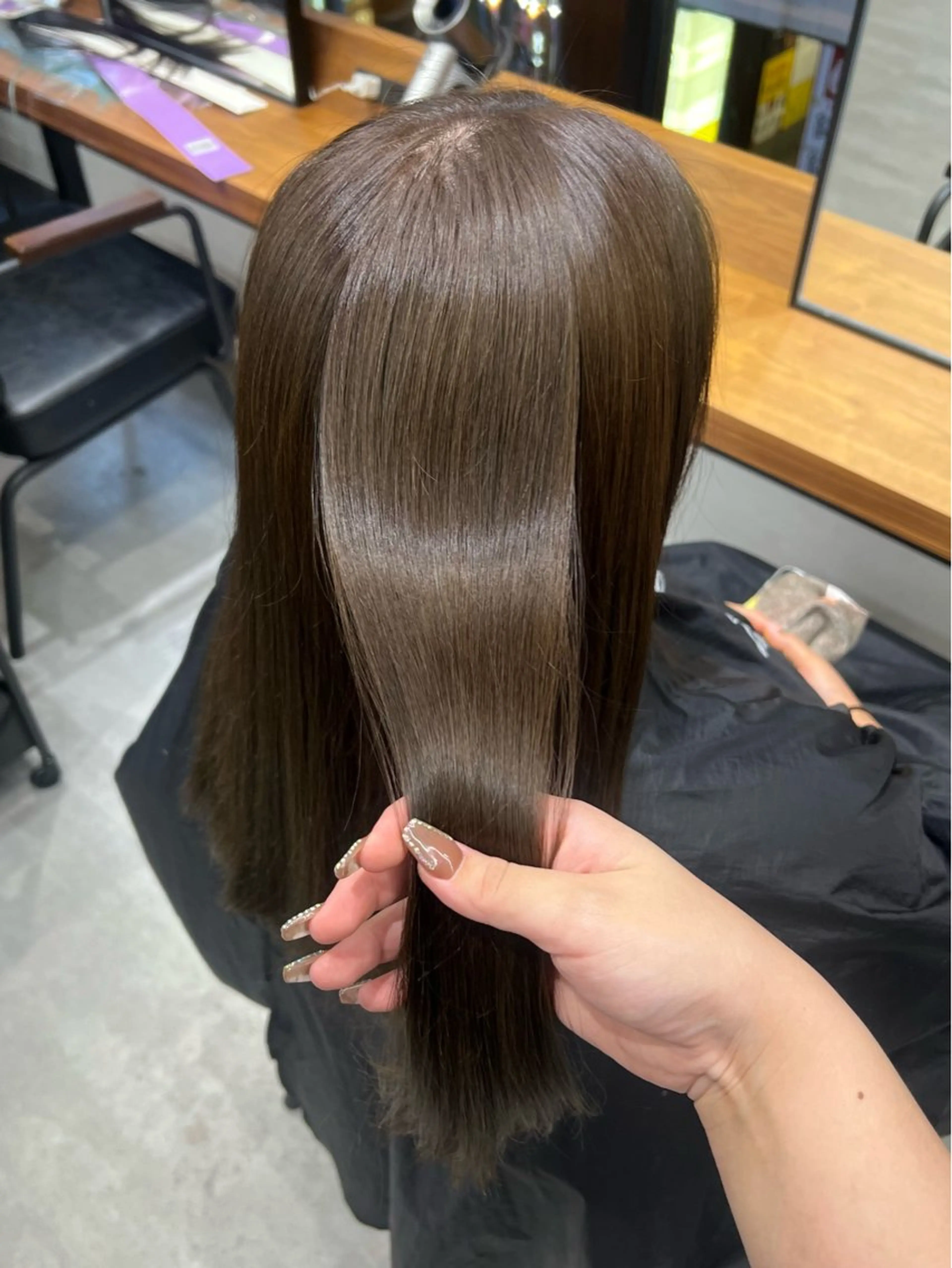 ロング カラー ベージュカラー 透明感カラー グレージュ ショート/ウルフ カットモデル募集のヘアスタイル