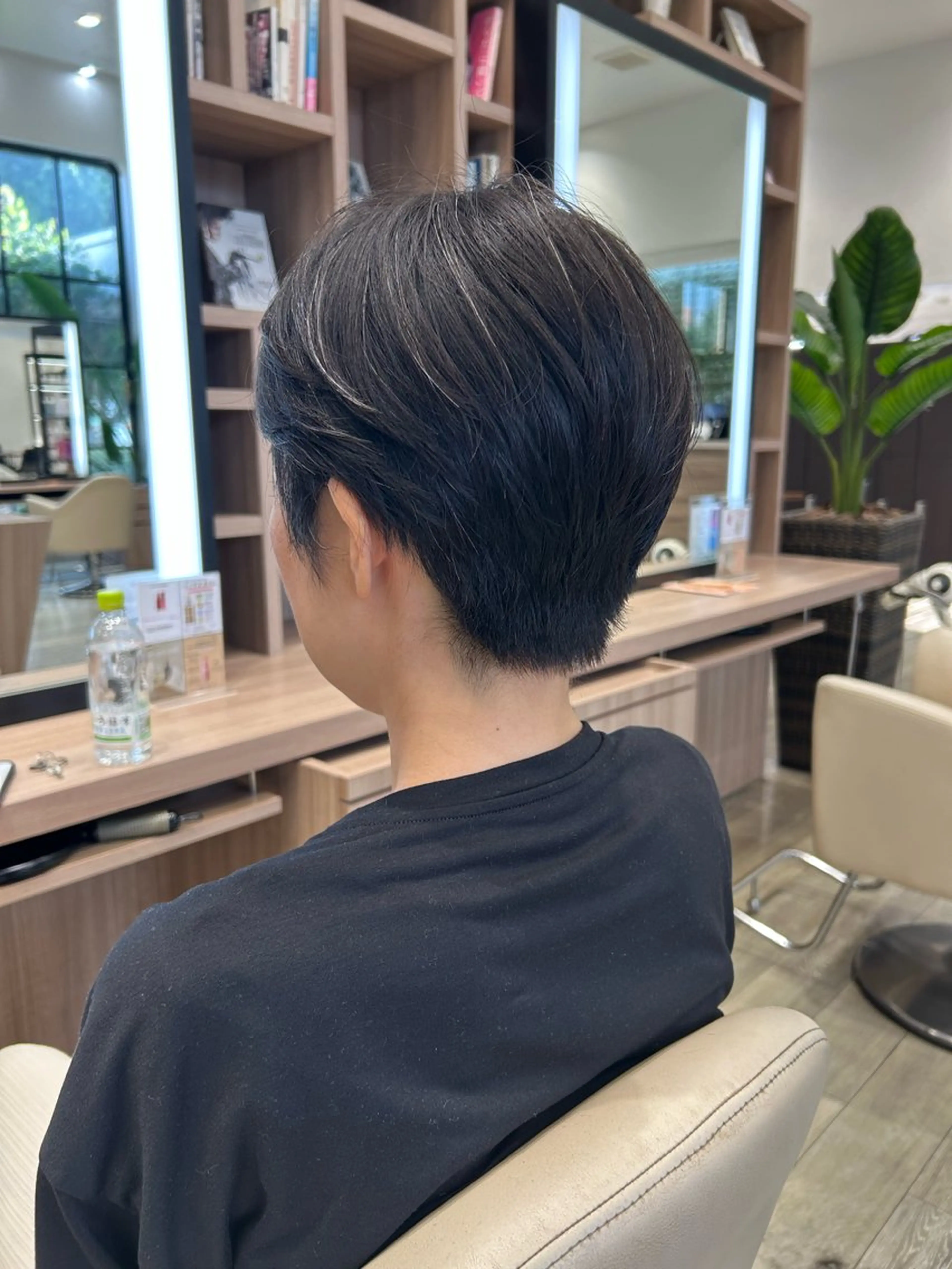 ショート ショートヘア カット 能登 彩穂のヘアスタイル
