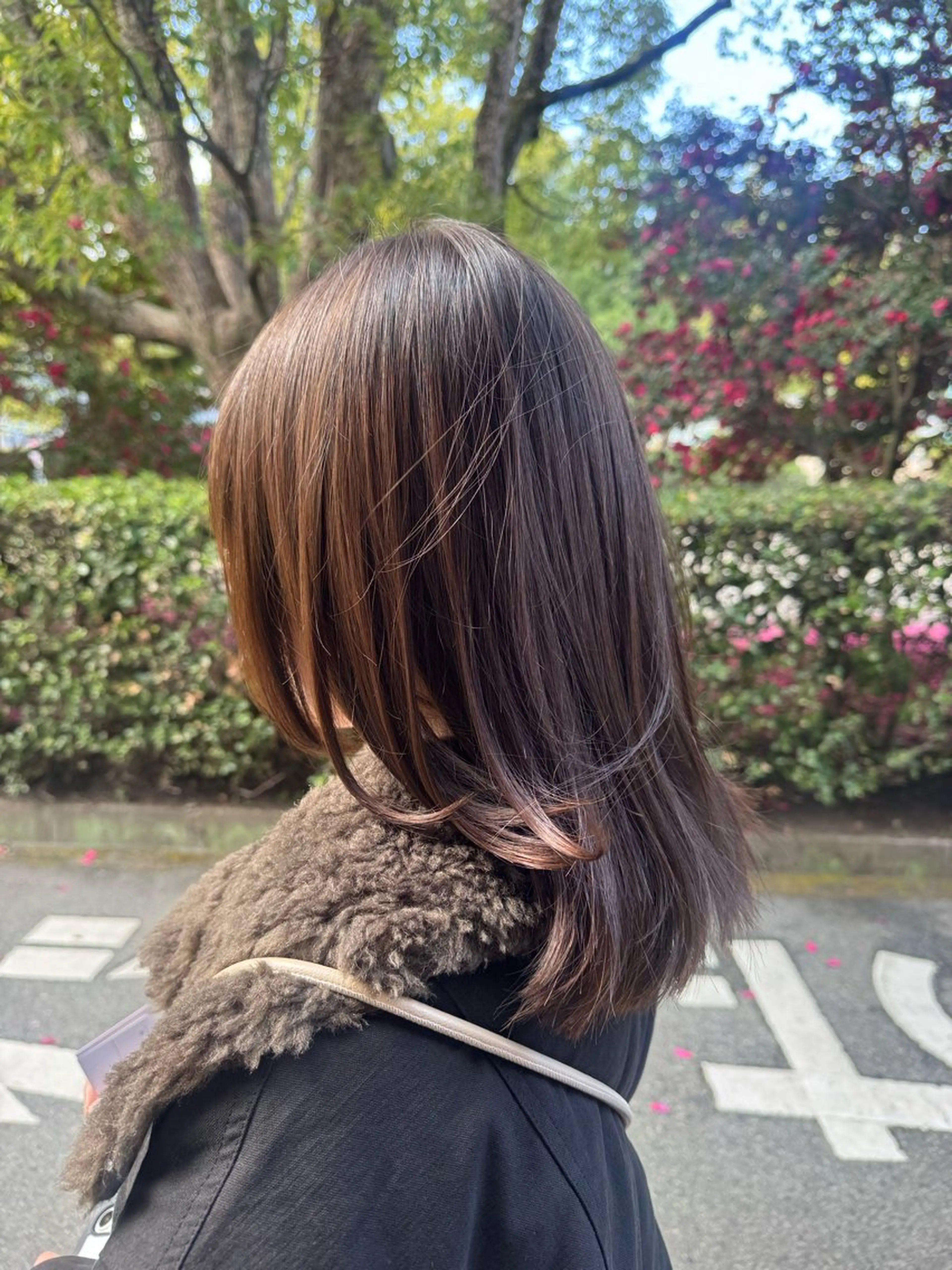 ミディアム カット ヘアカラー 【YOKE】　西田 乃那のヘアスタイル