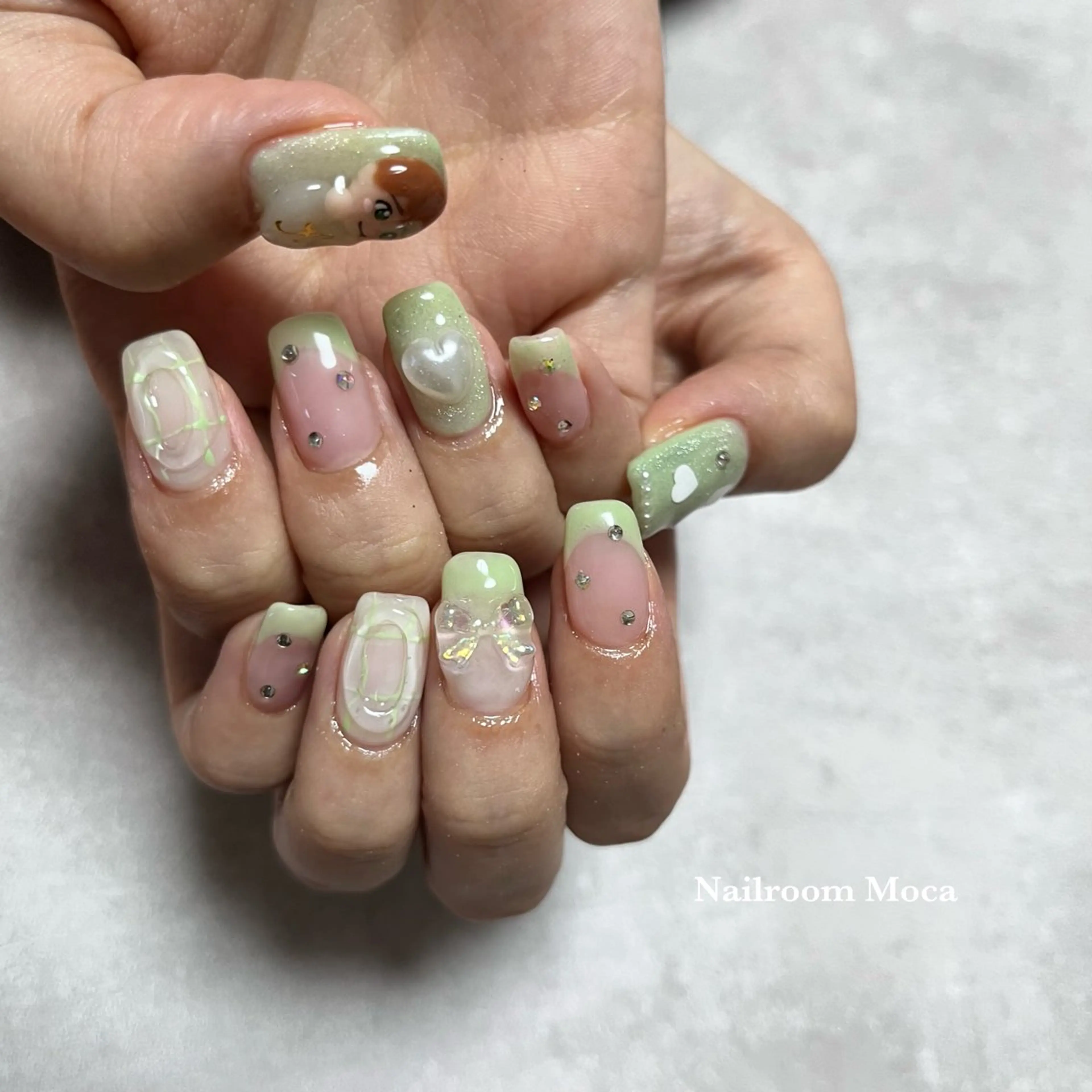 ネイル 持ち込み ハンドネイル Nailroom Mocaのネイルデザイン