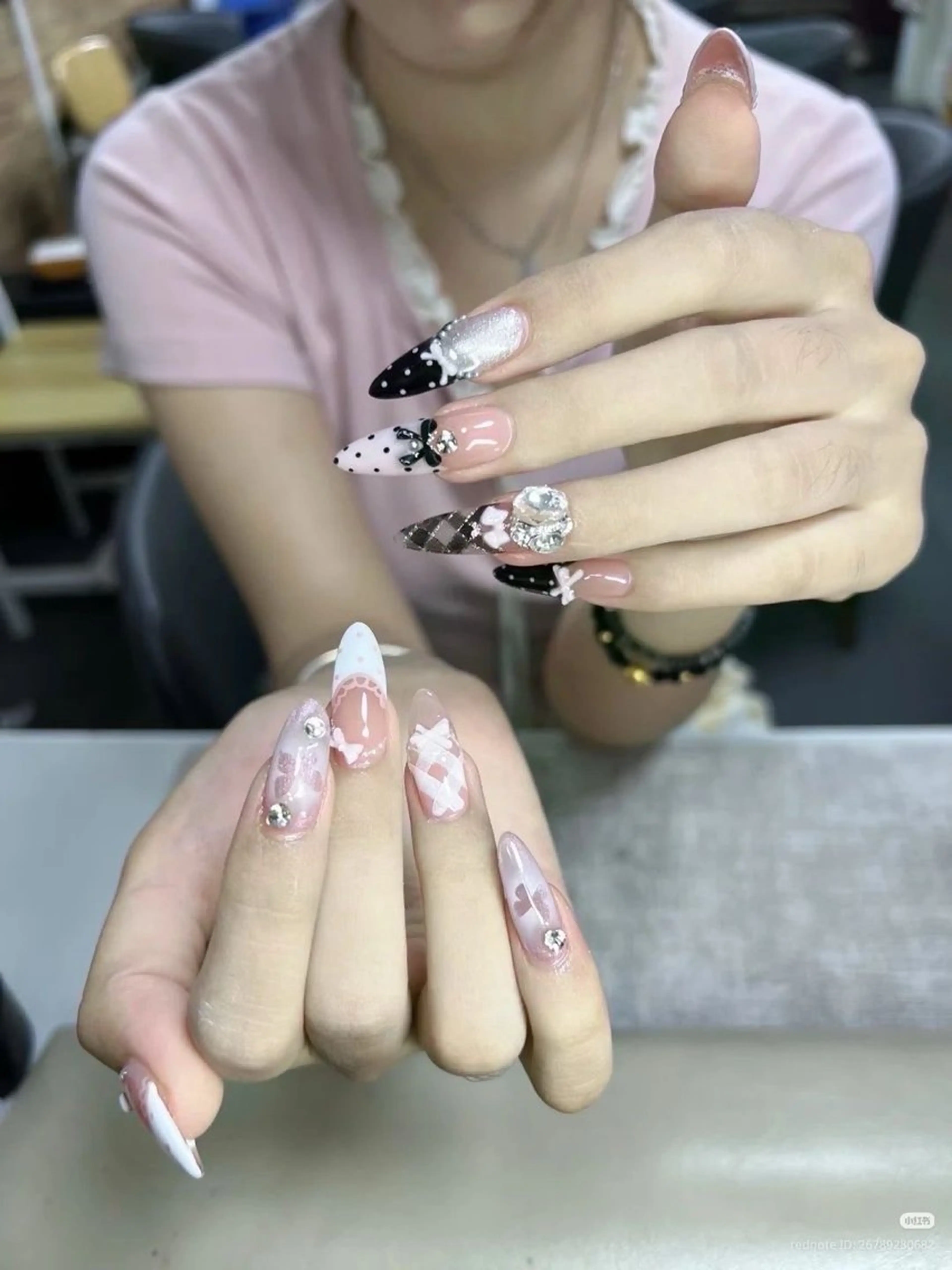 ネイル ハンドネイル 波 なみのネイルデザイン