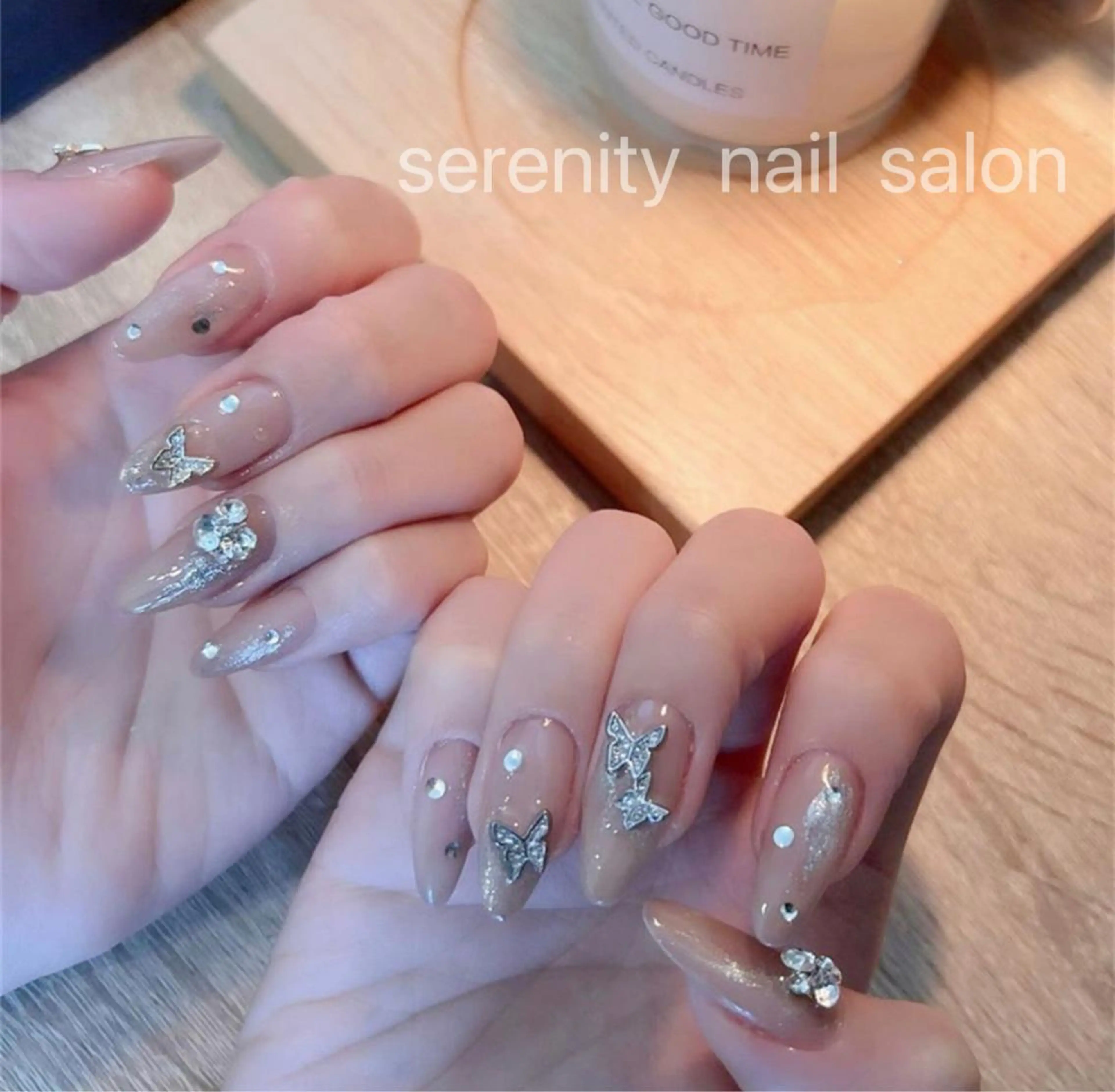 ネイル ハンドネイル ハンドケア ✨Serenity Nail salonのネイルデザイン
