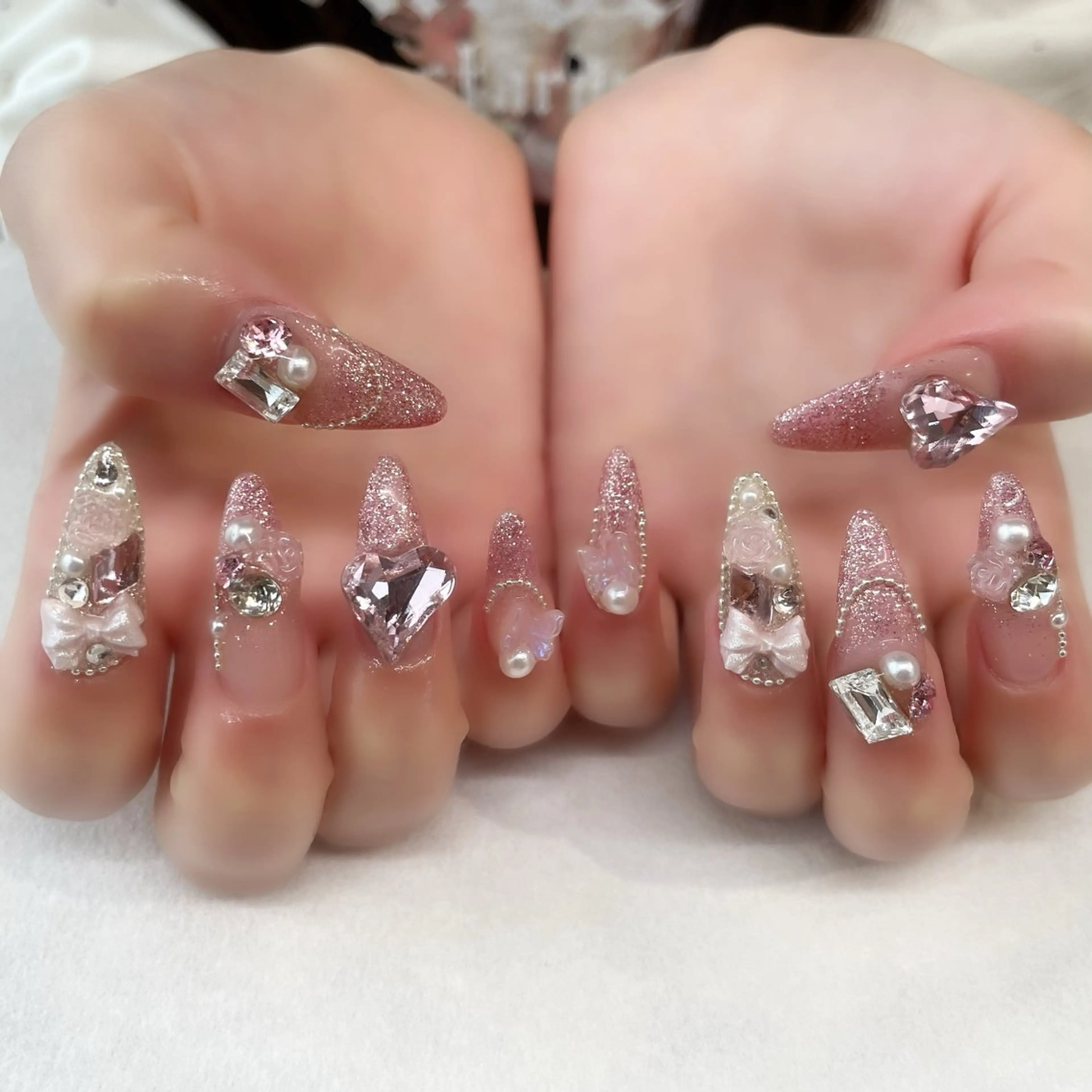 ネイル ハンドネイル 💎🐰 saki. m 🐰💎のネイルデザイン