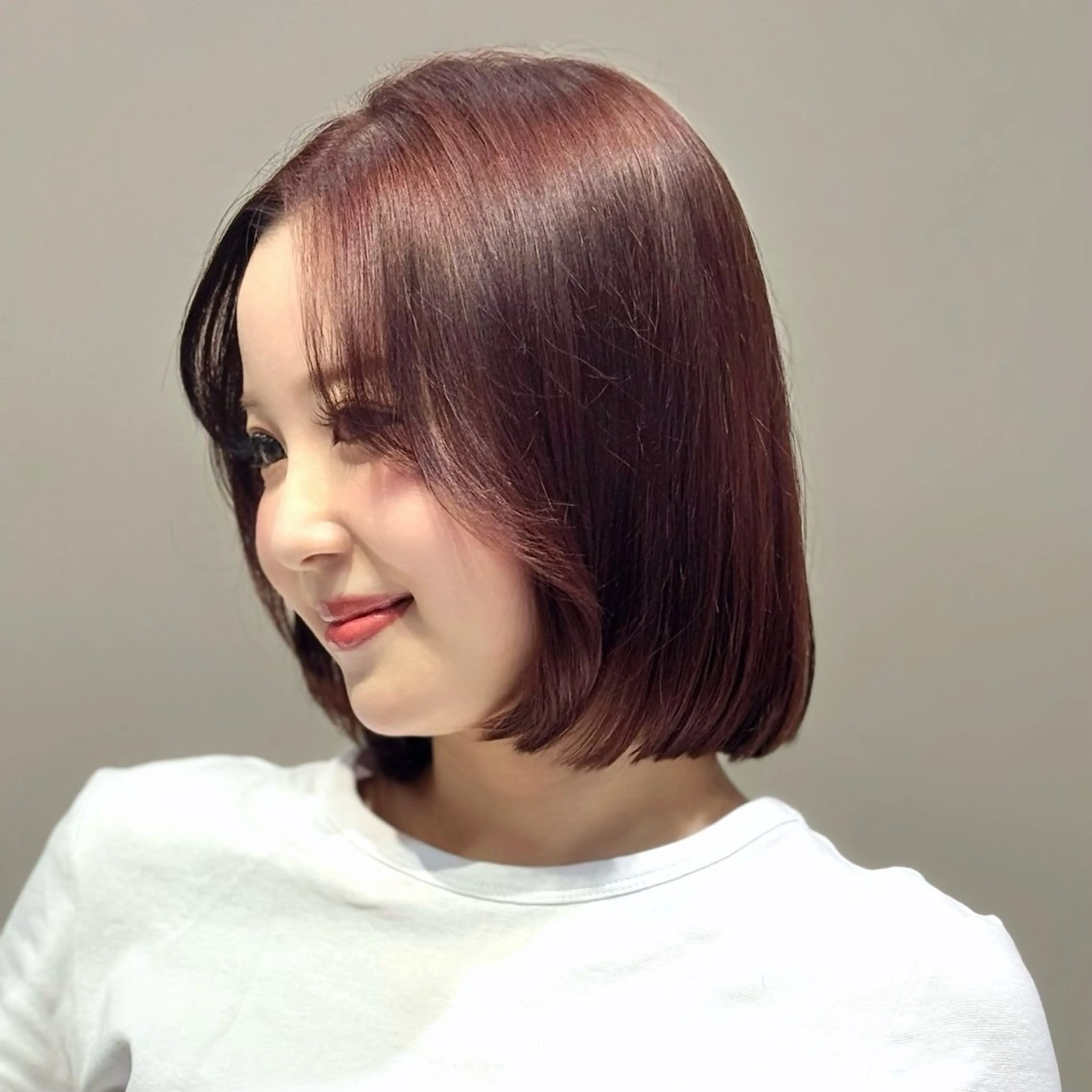 ショート ボブ 暖色/レイヤーカット /艶髪/髪質改善/のマツエク・マツパデザイン