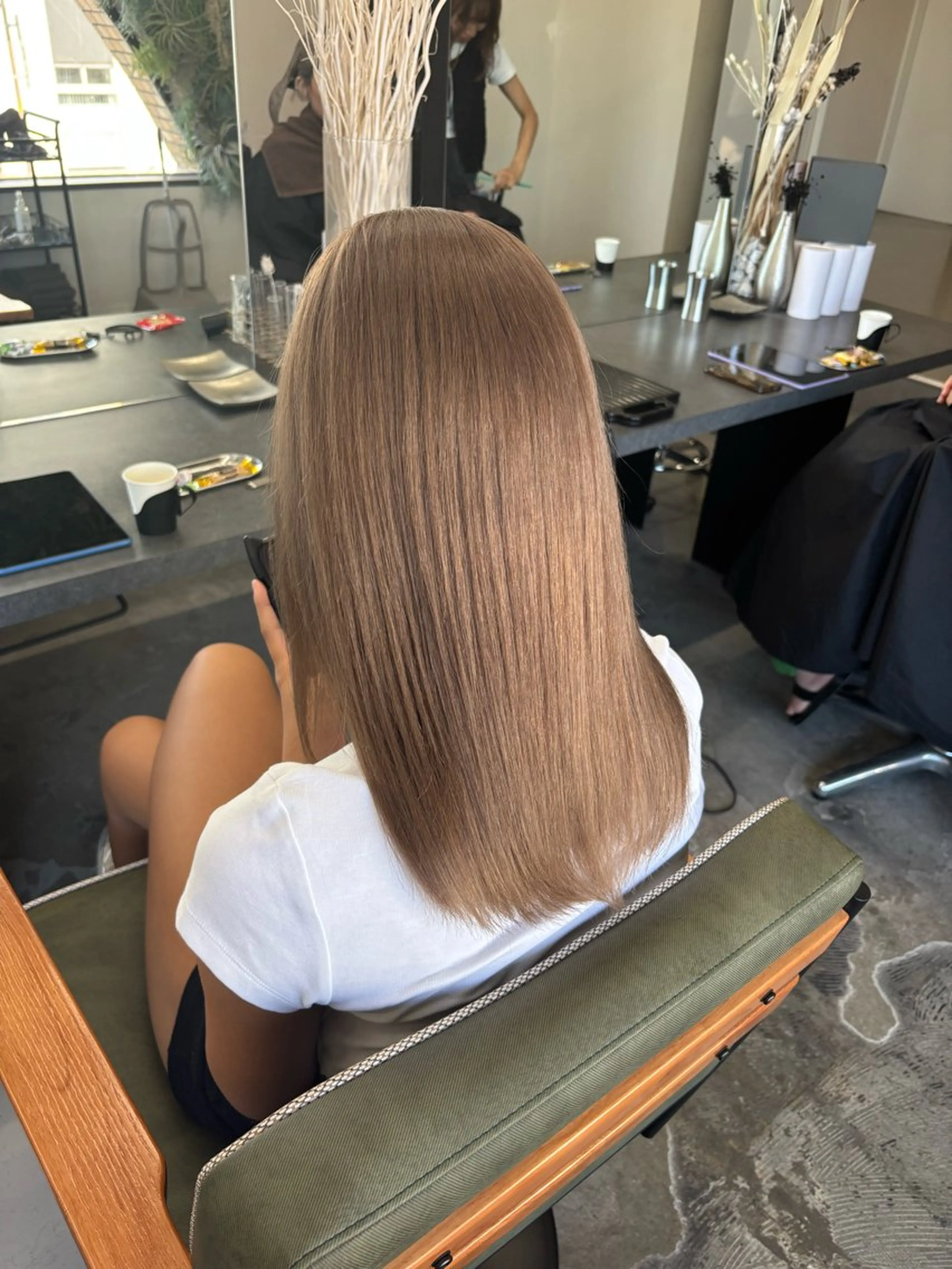 セミロング ヘアカラー nico麻生　長谷川 裕月のヘアスタイル
