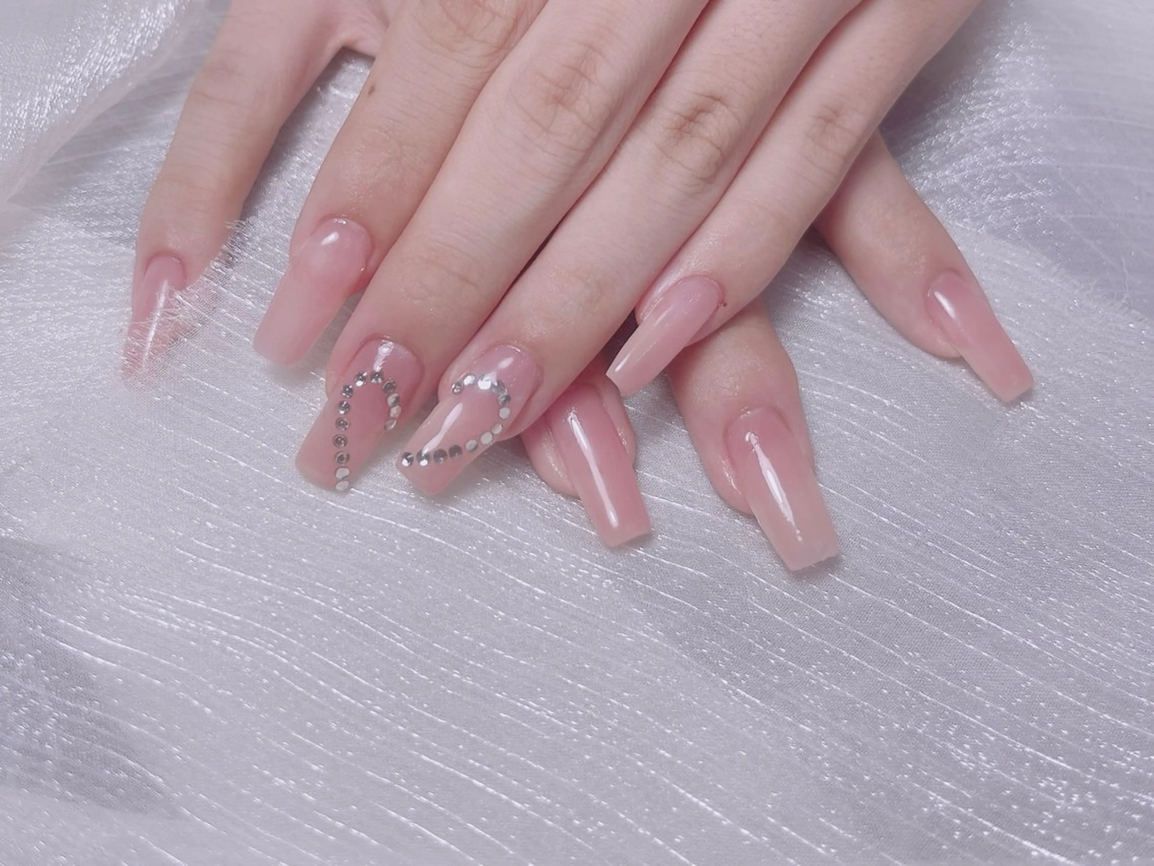 ネイル ハンドネイル KARI ネイルサロンのネイルデザイン