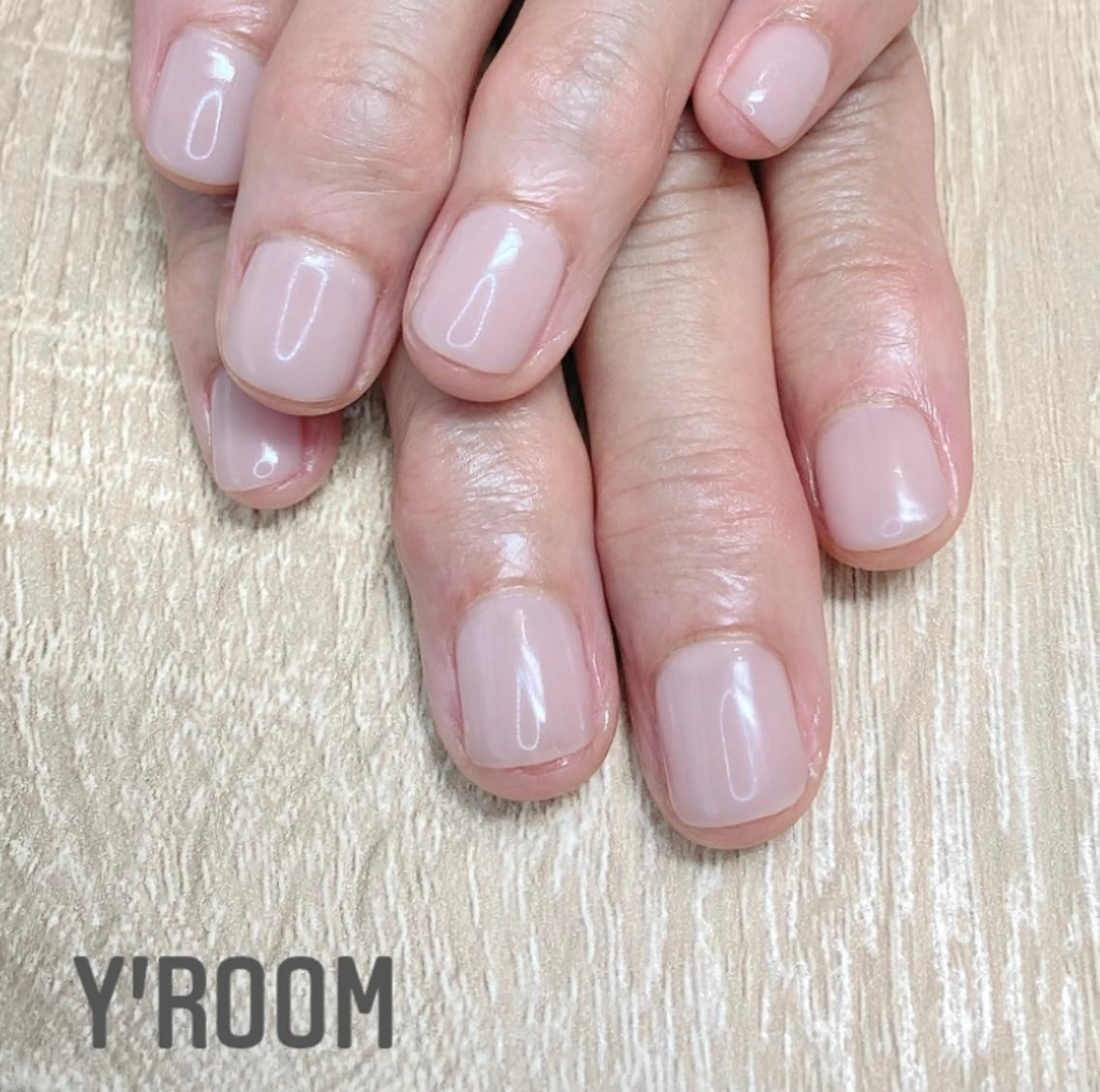 ネイル オーロラネイル フラッシュネイル フットネイル ジェルネイル グラデーション ハンドネイル YUKA （ネイリスト）のネイルデザイン