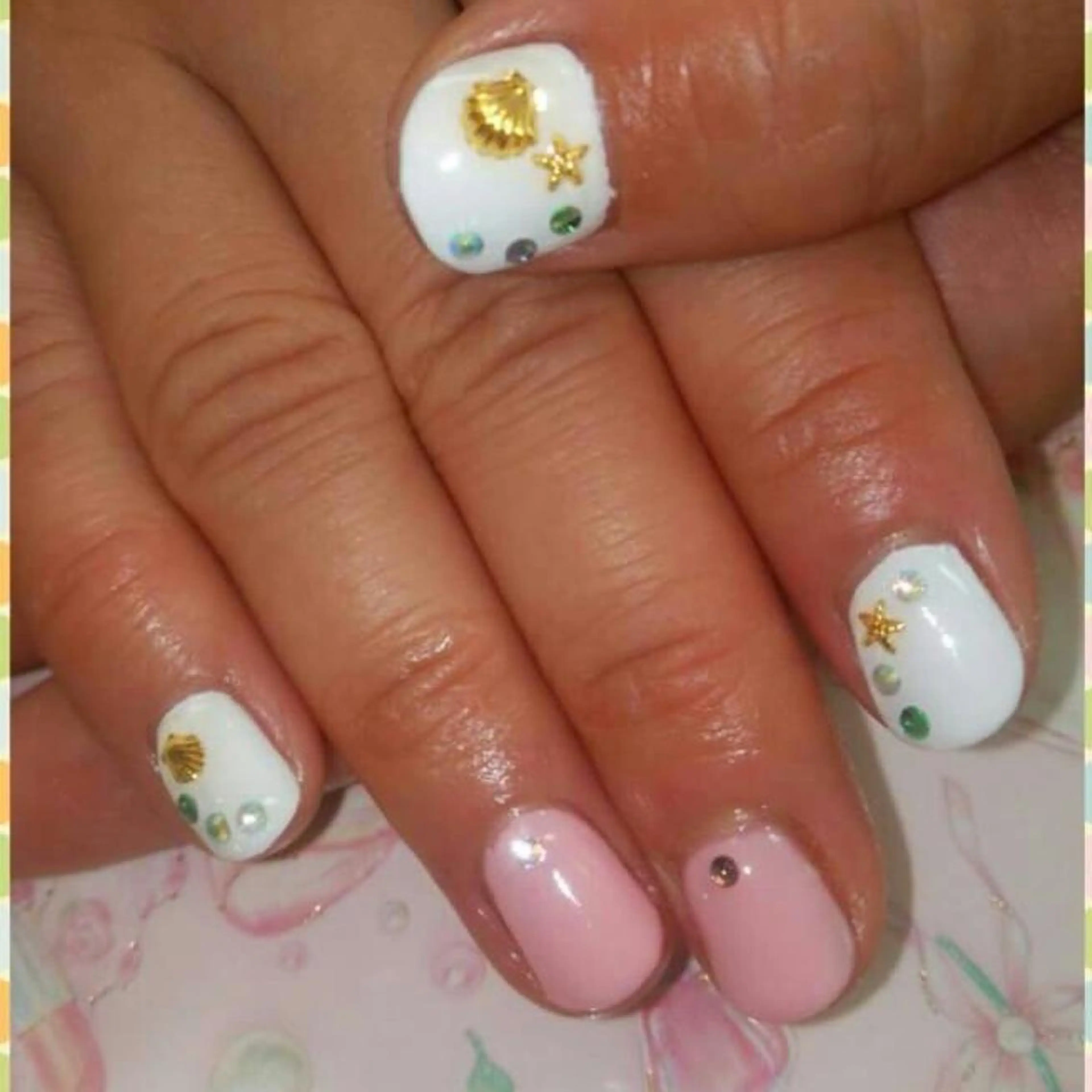 ネイル 田代 夏子のネイルデザイン