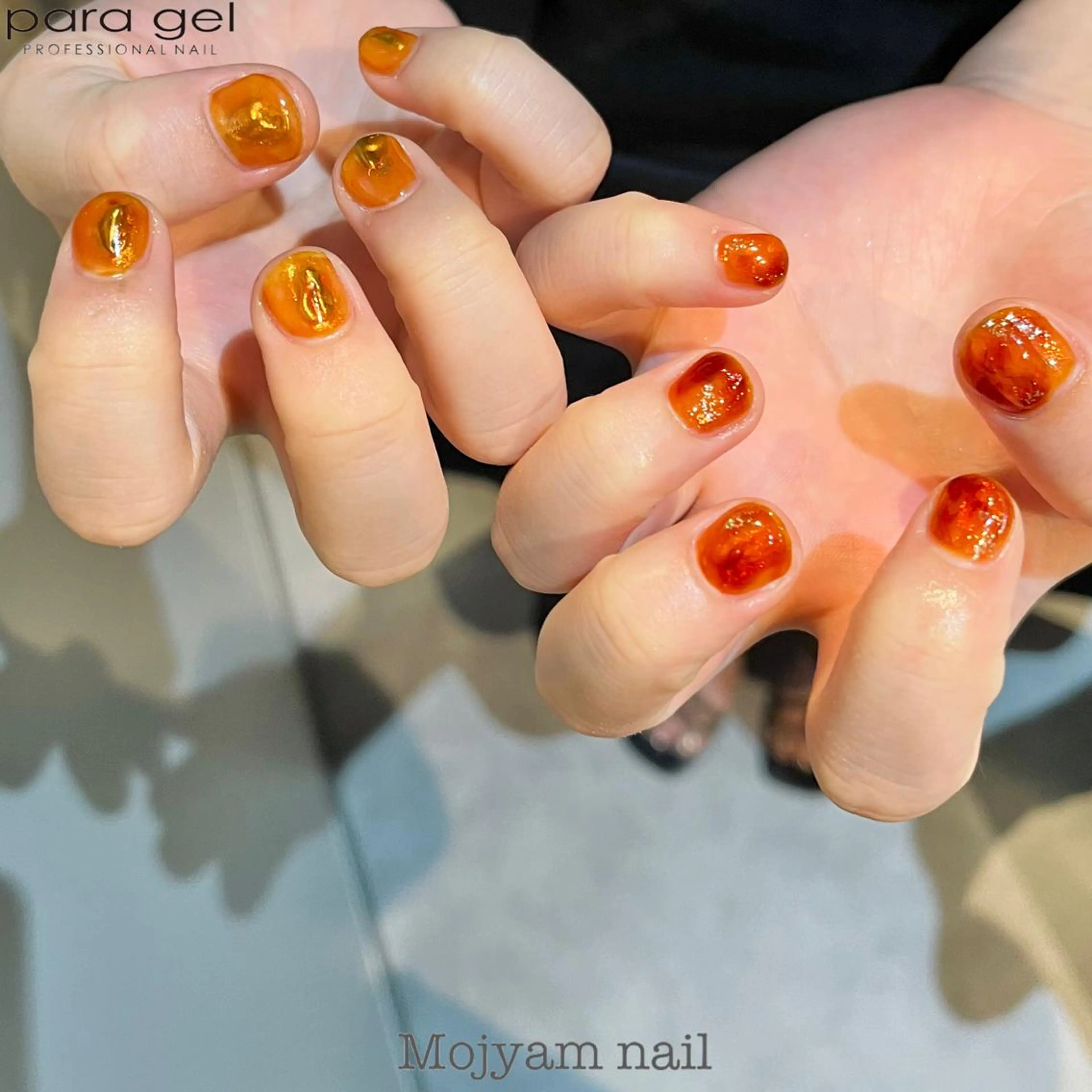 ネイル ブラウン ニュアンスネイル オレンジ ショートネイル 夏ネイル ハンドネイル 松本 実咲のネイルデザイン