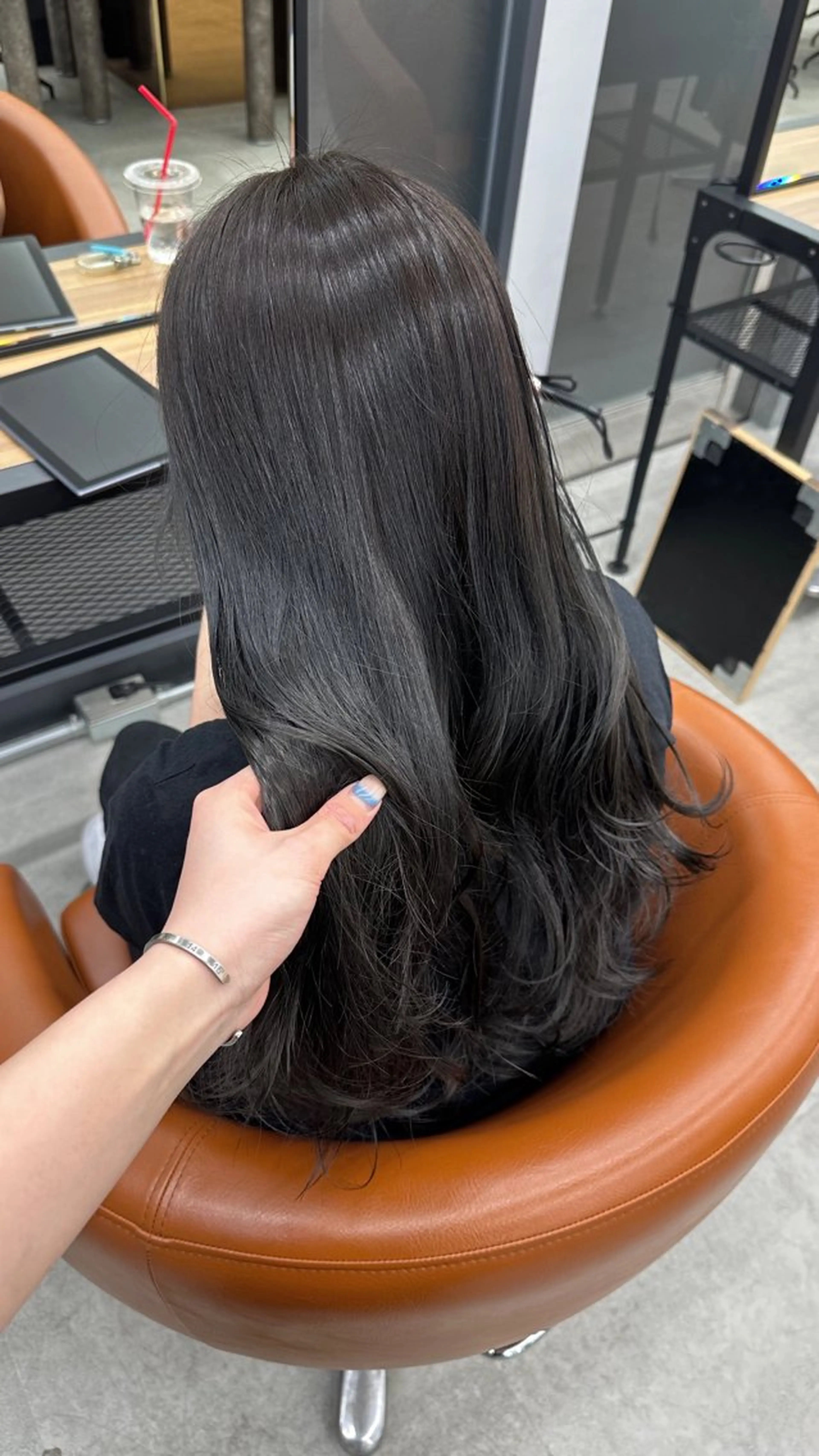 ロング カラー 高松 沙耶のヘアスタイル
